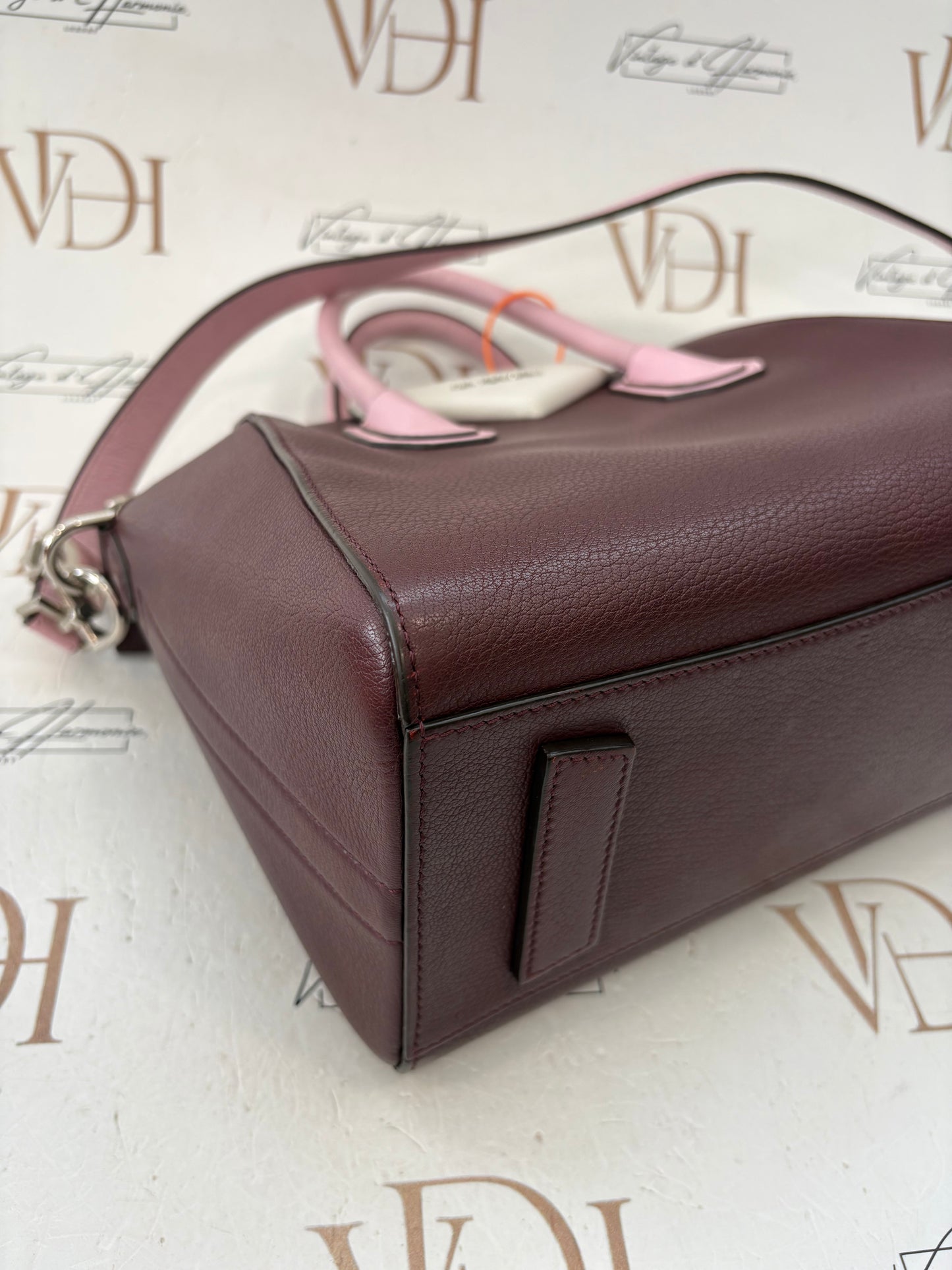384260 - Givenchy Antigona