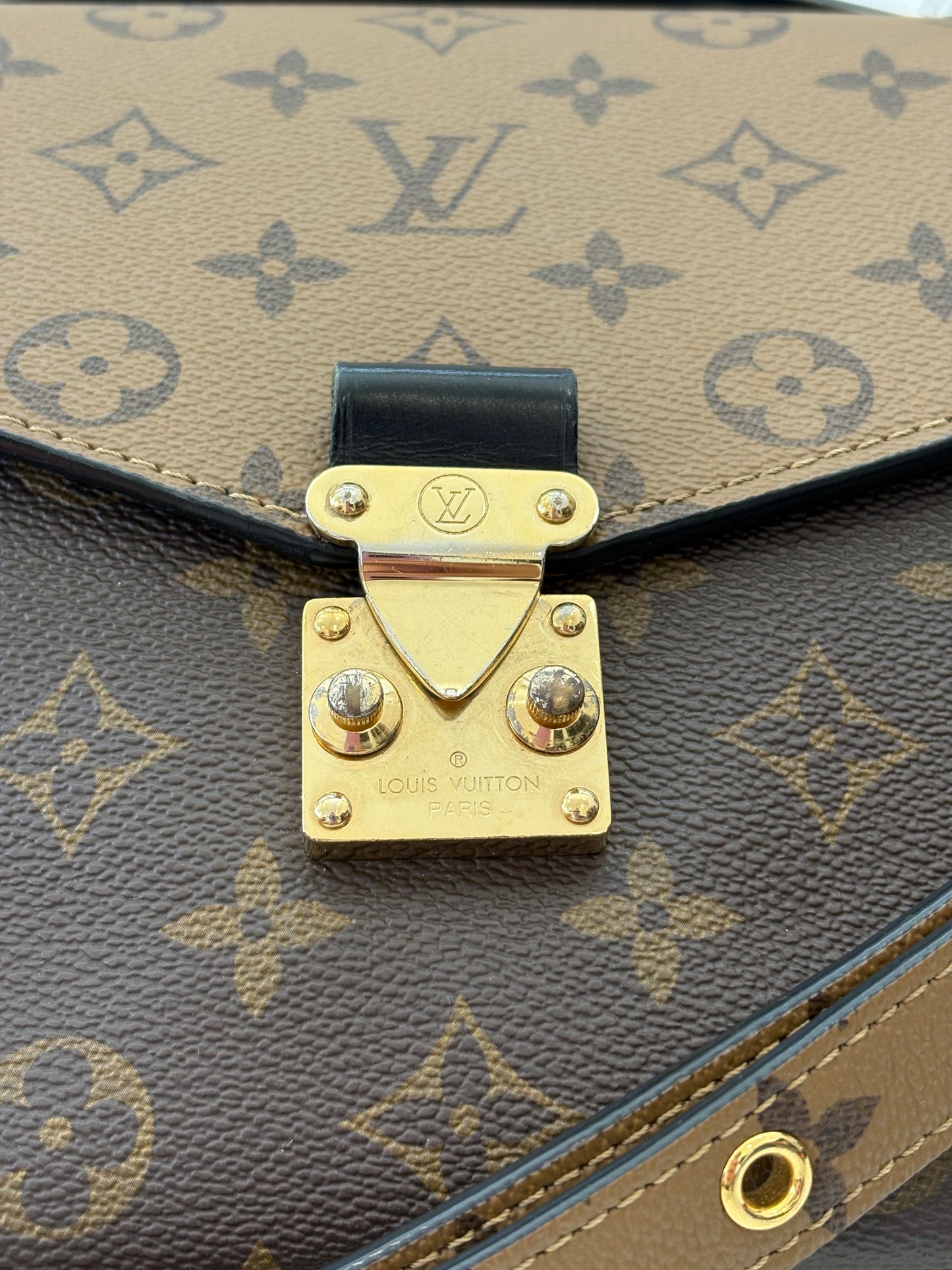 384108 - Louis Vuitton Metis