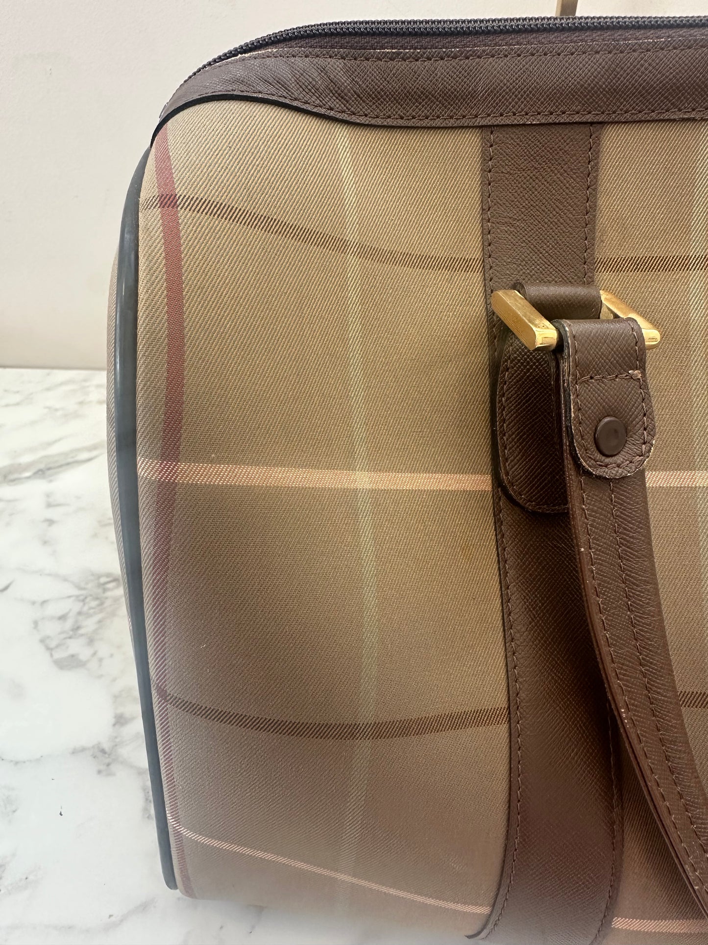 Burberrys Boston Bag