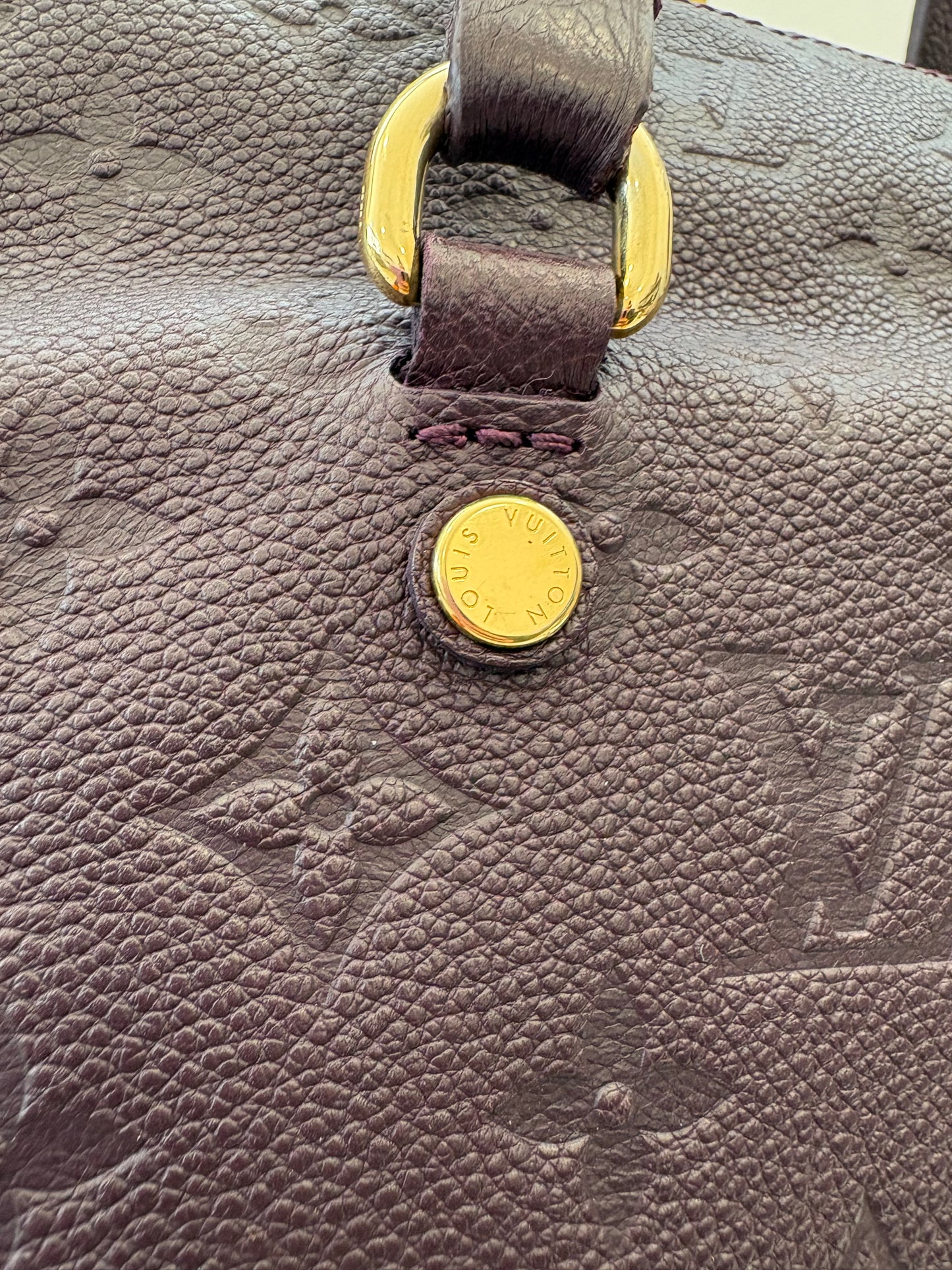 382889 - Louis Vuitton Lumineuse