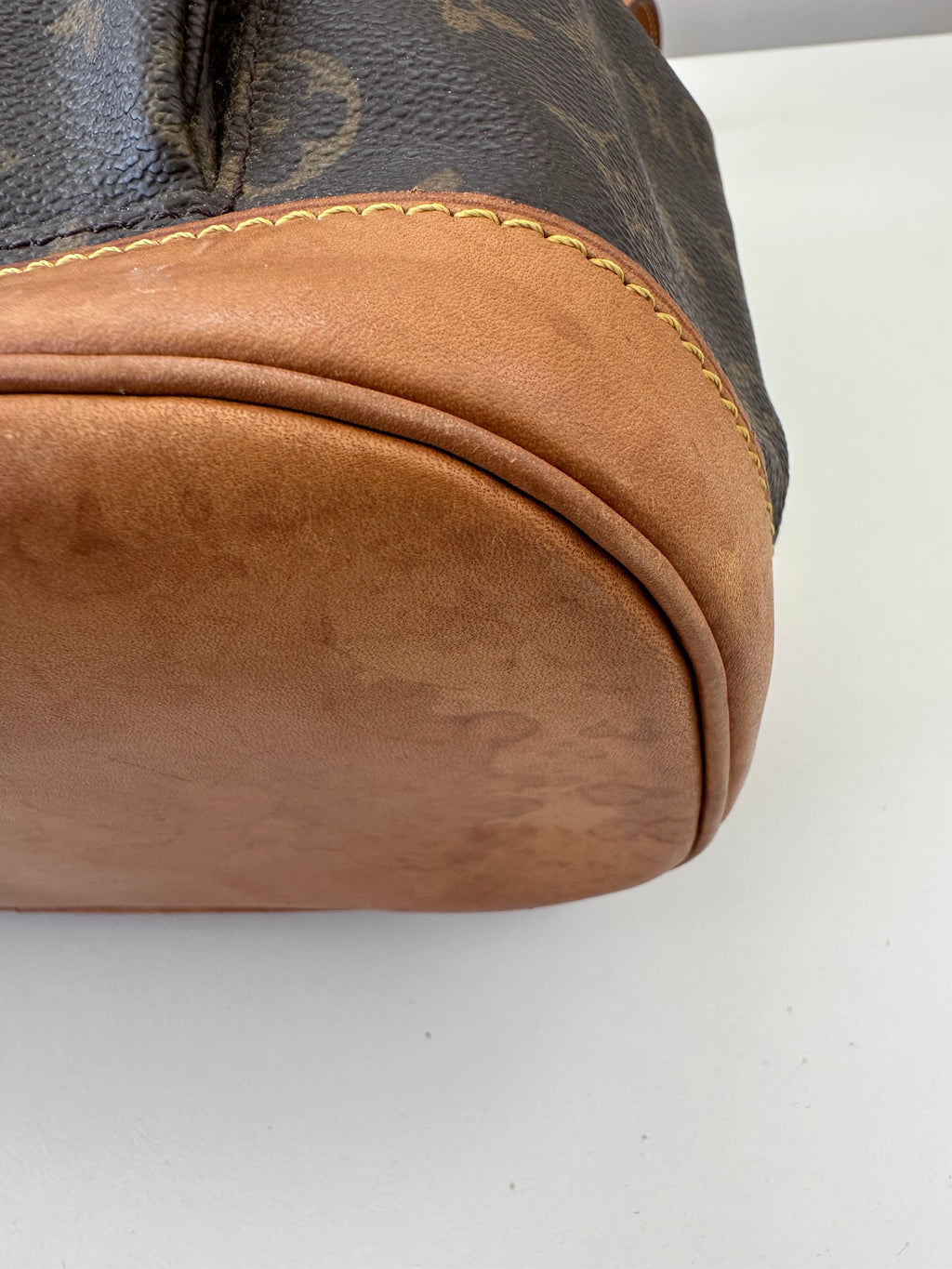 Louis Vuitton Montsouris MM