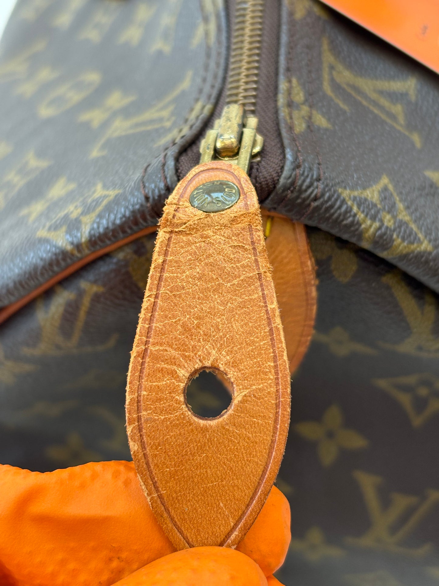 018112 - Louis Vuitton Speedy 40