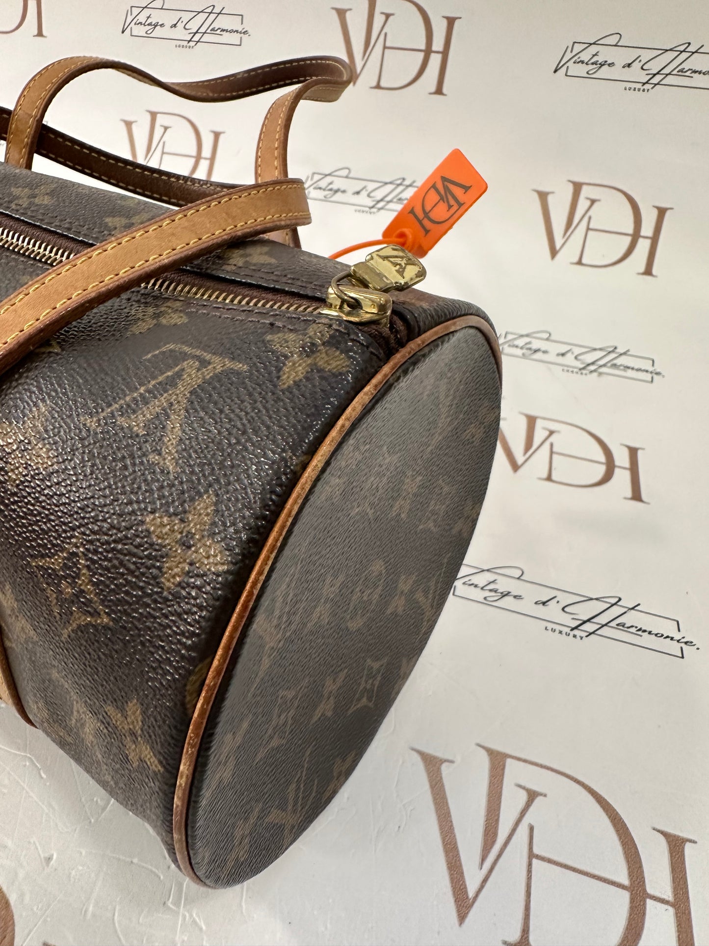 017810 - Louis Vuitton Papillon 30