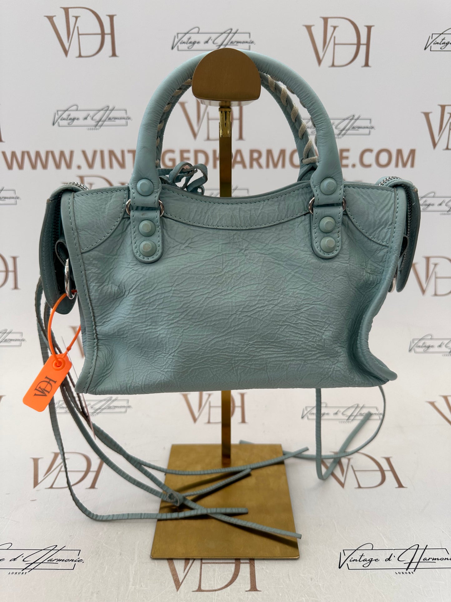 382924 - Balenciaga Giant City