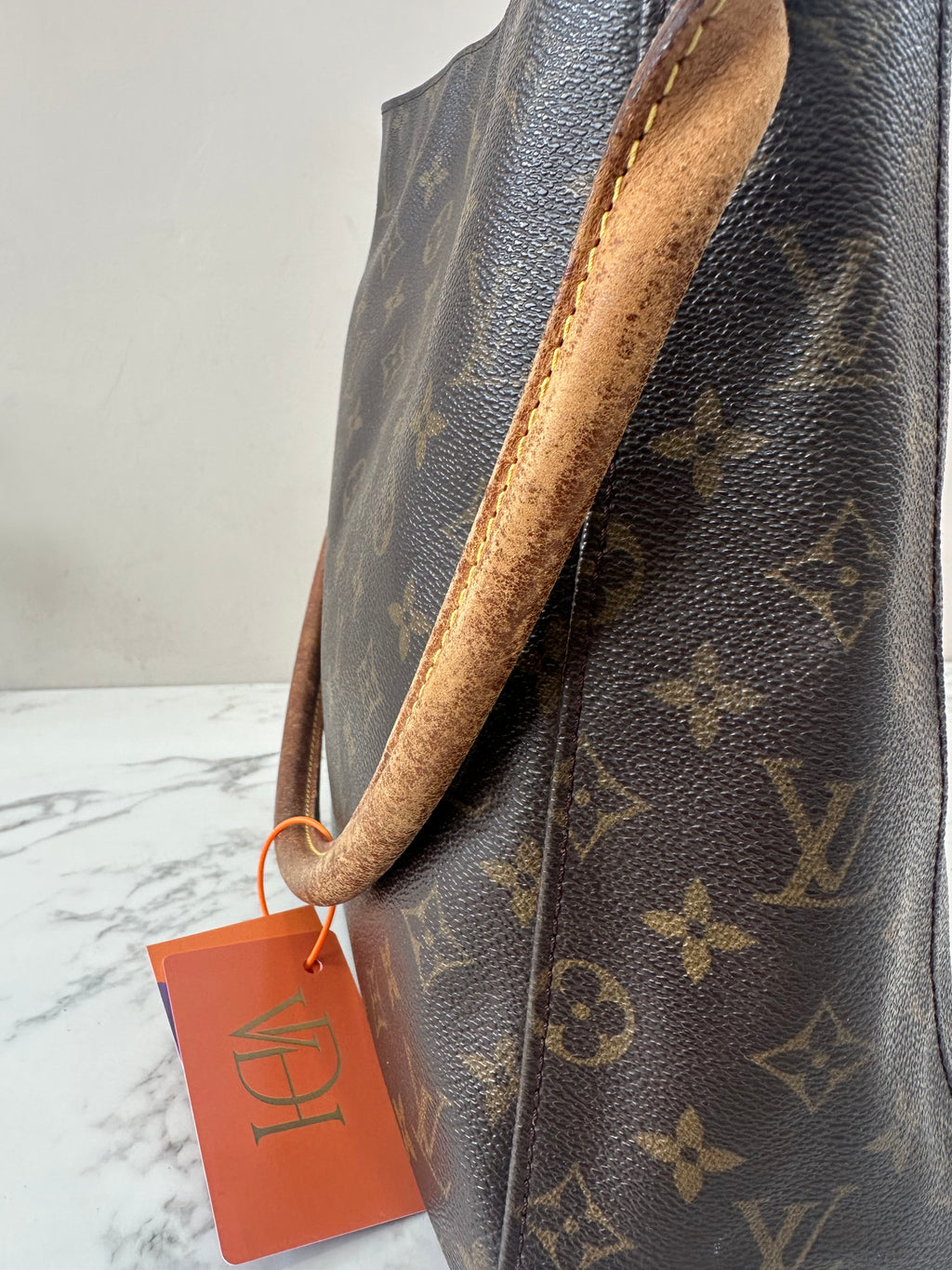 Louis Vuitton Looping GM