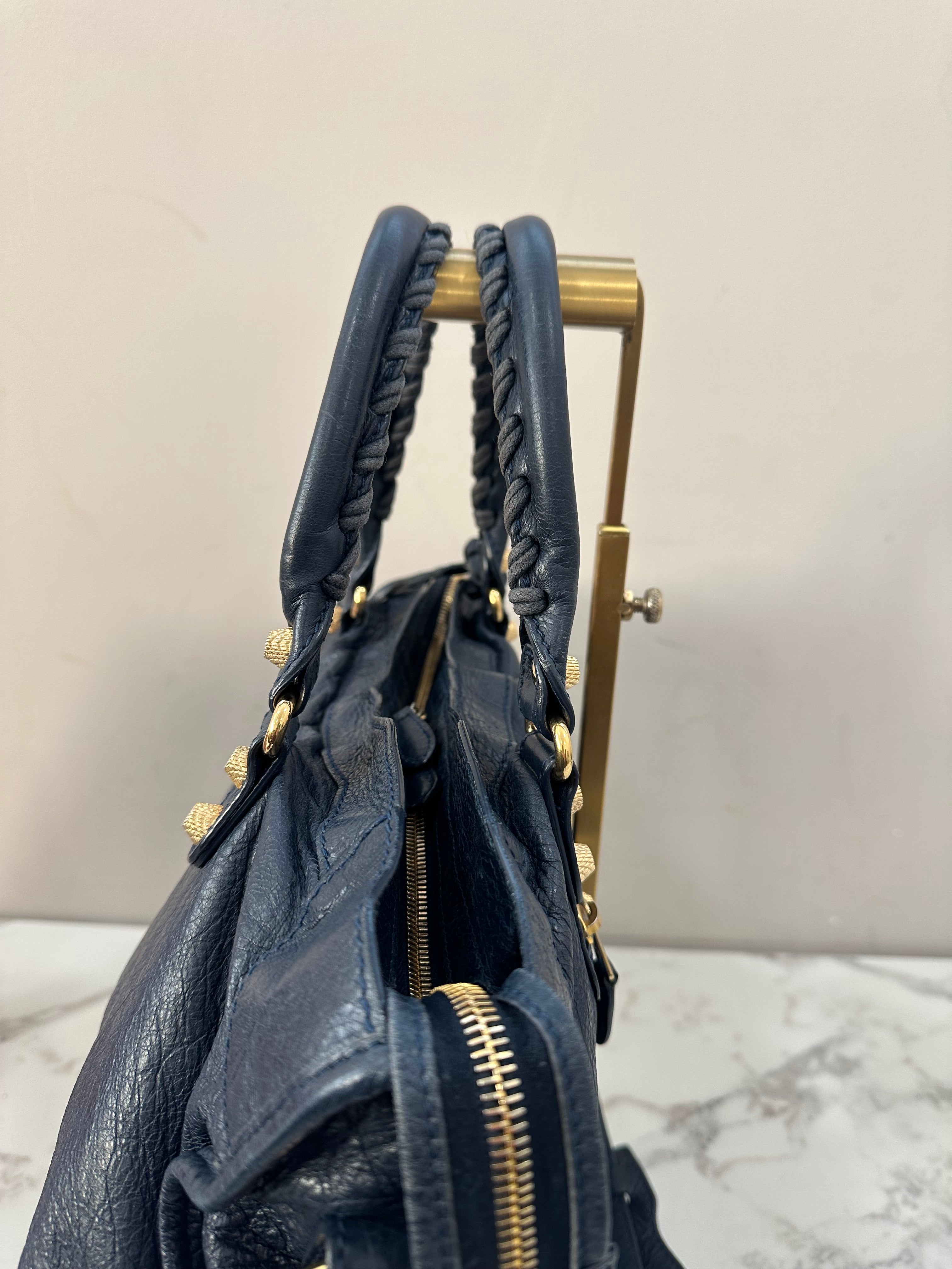 Balenciaga Giant City