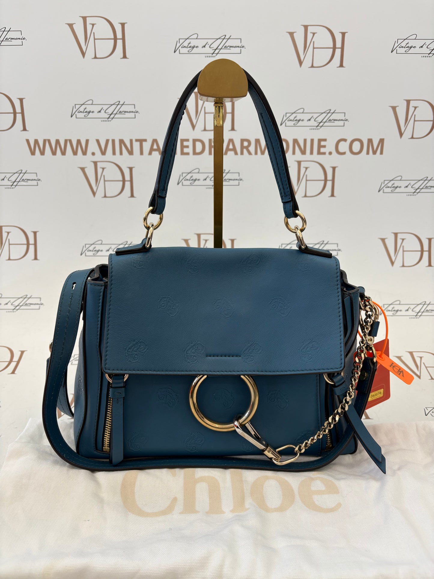 383278 - Chloé Faye