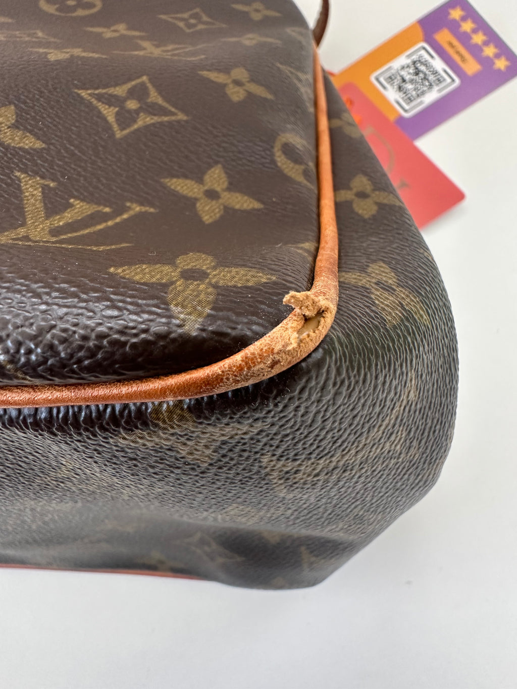 Louis Vuitton Batignolles Vertical