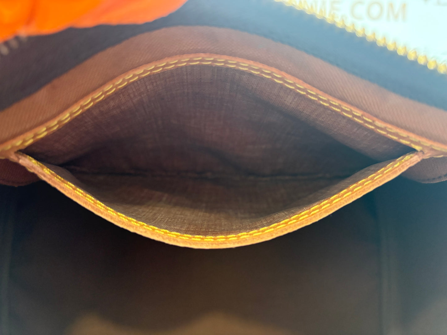 018907 - Louis Vuitton Speedy 30