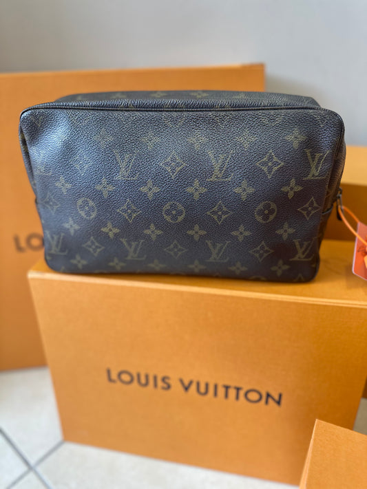 Louis Vuitton Trousse 28
