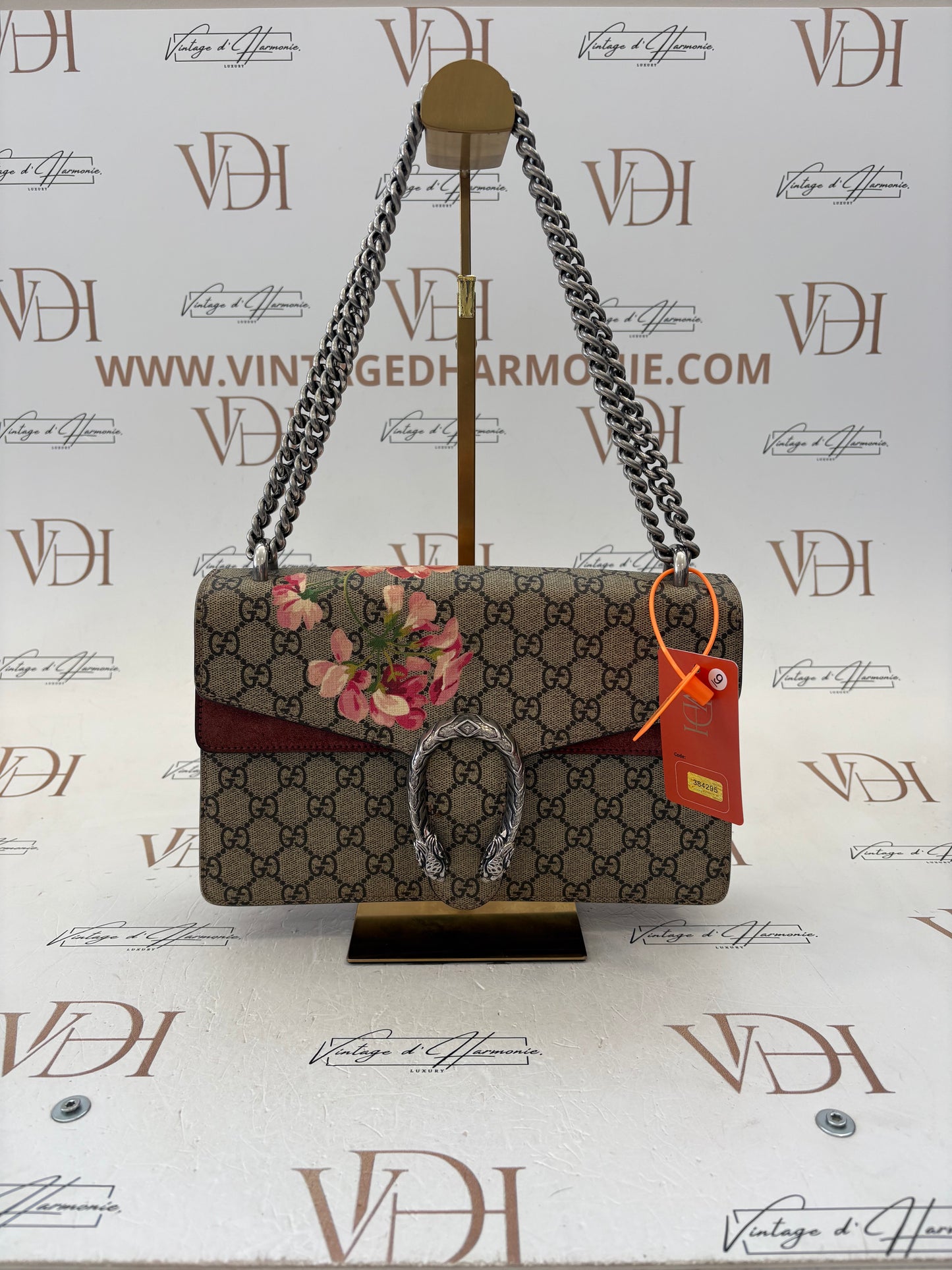 384295 - Gucci Dionysus