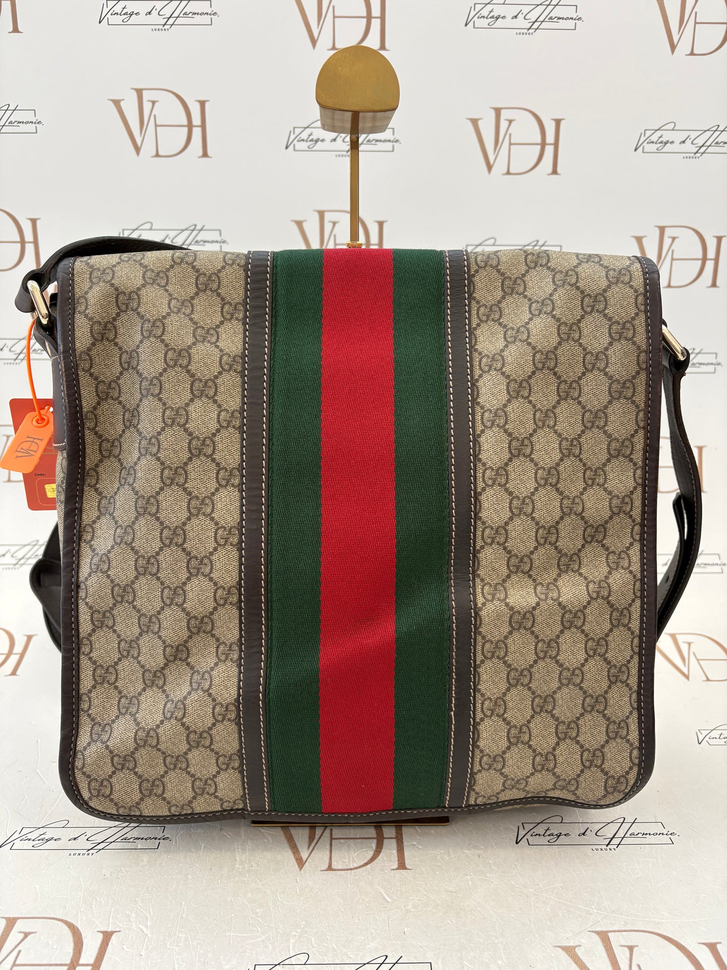 383425 - Gucci Messenger