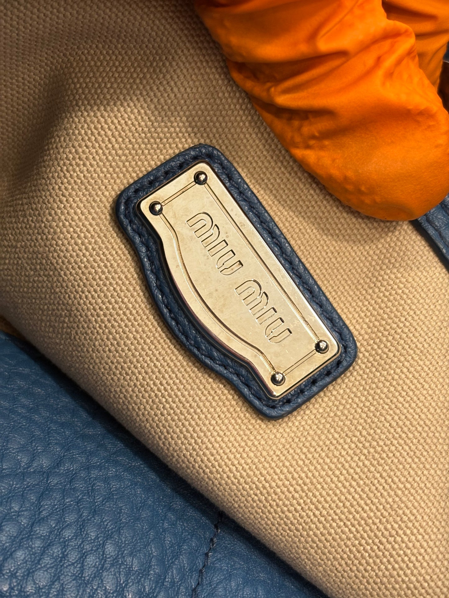 201038 - Miu Miu Blue