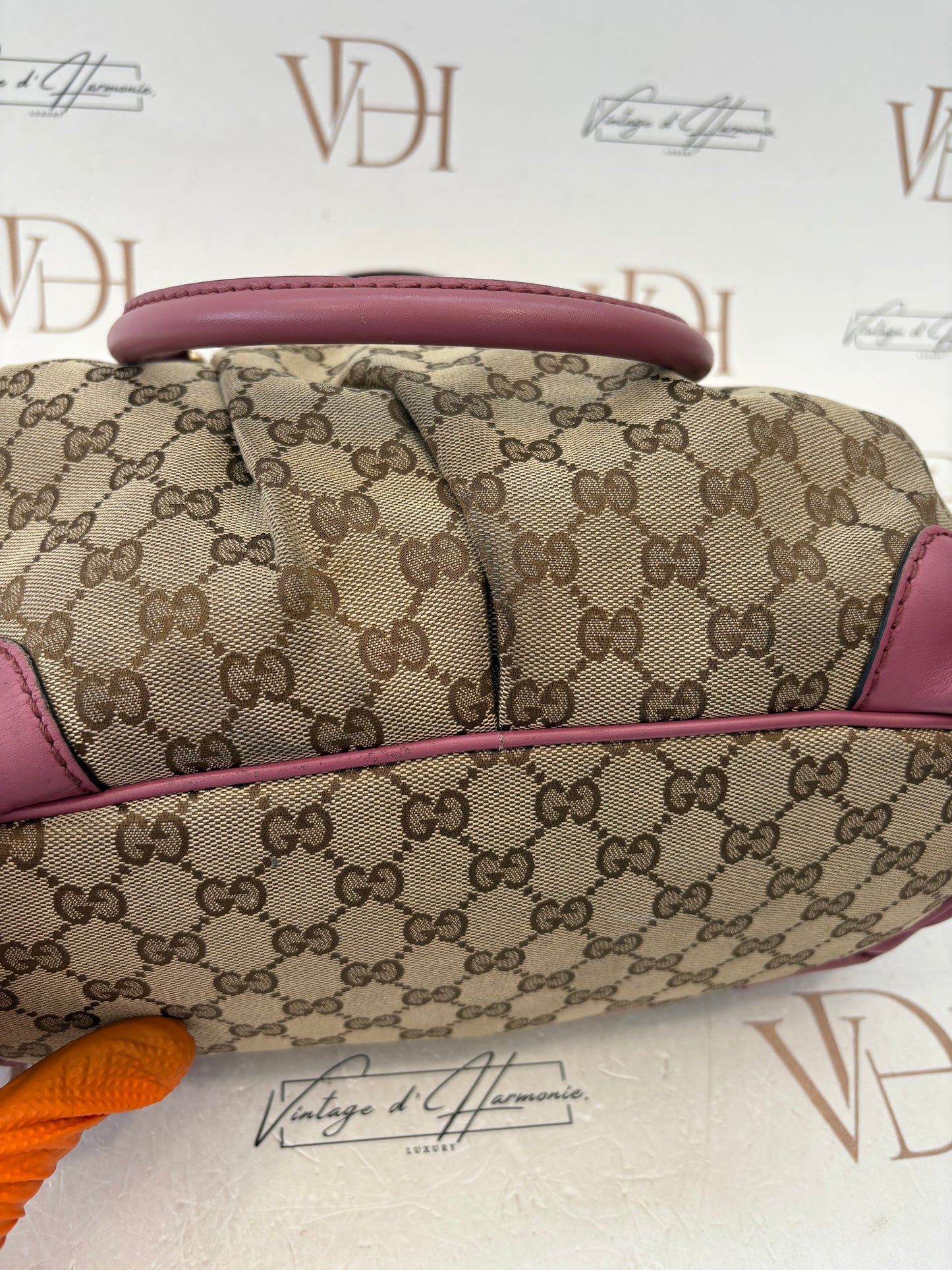 383977 - Gucci Sukey