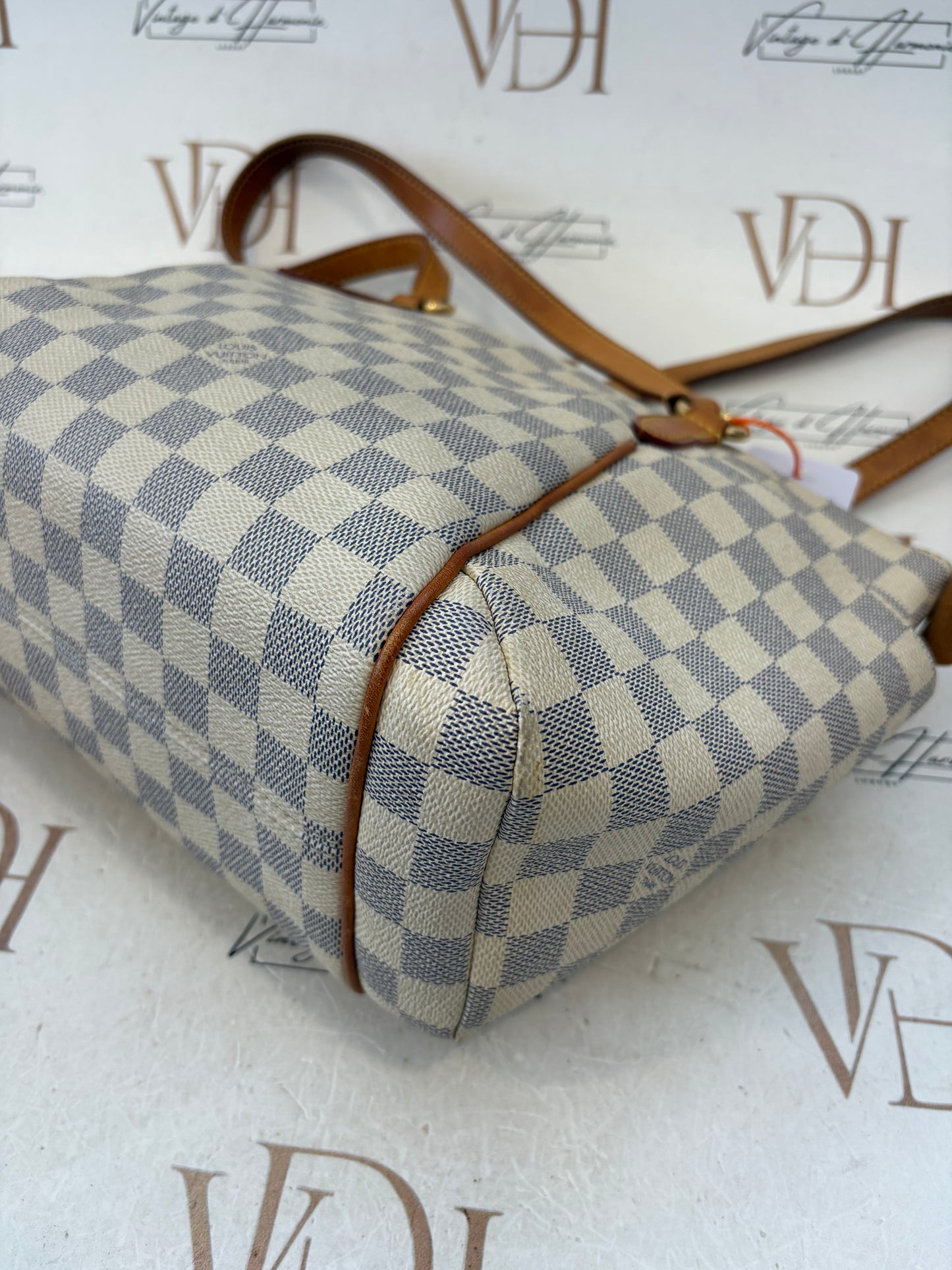 018417Louis Vuitton Totally PM