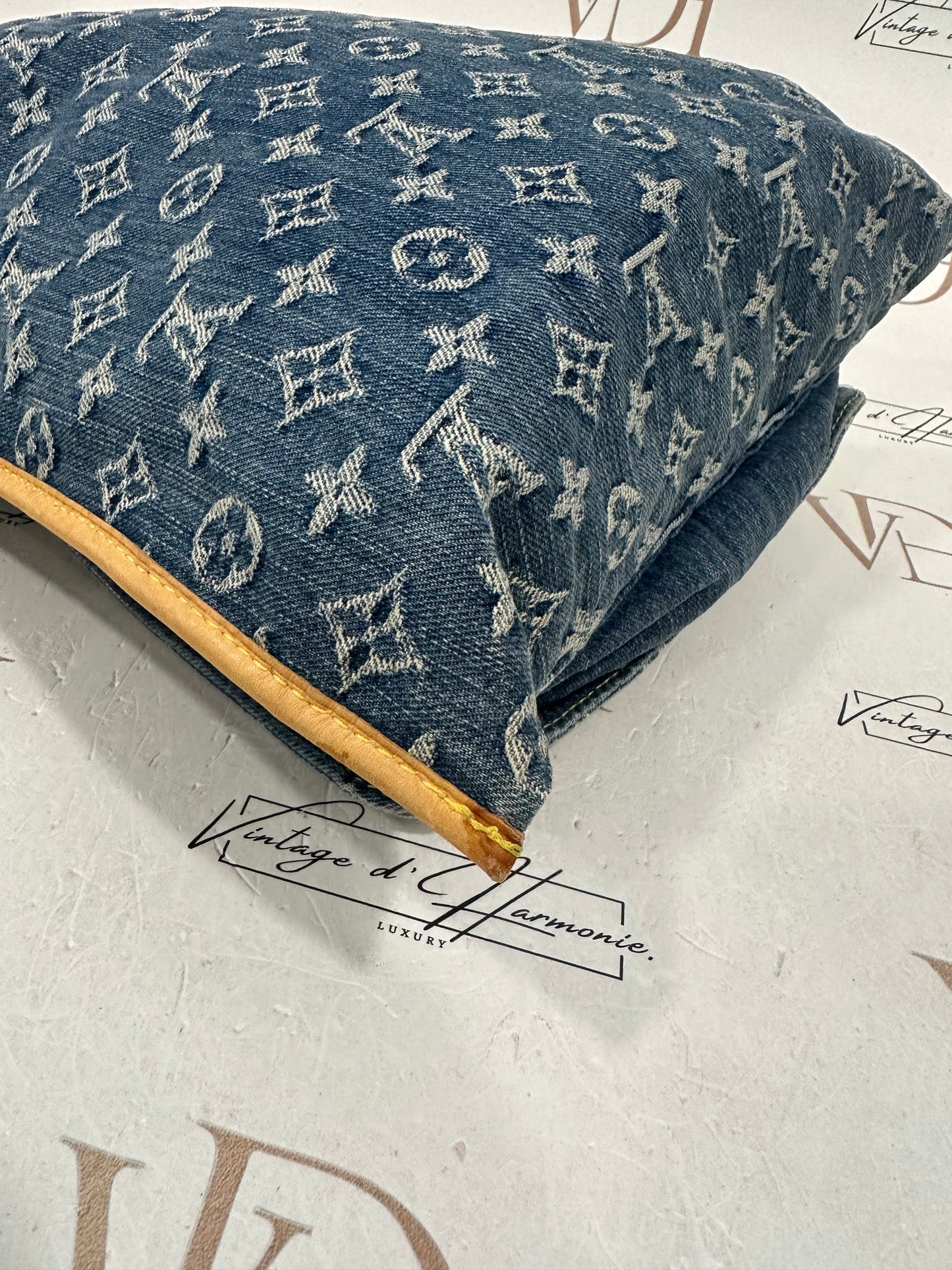 384021 - Louis Vuitton Sac Plat