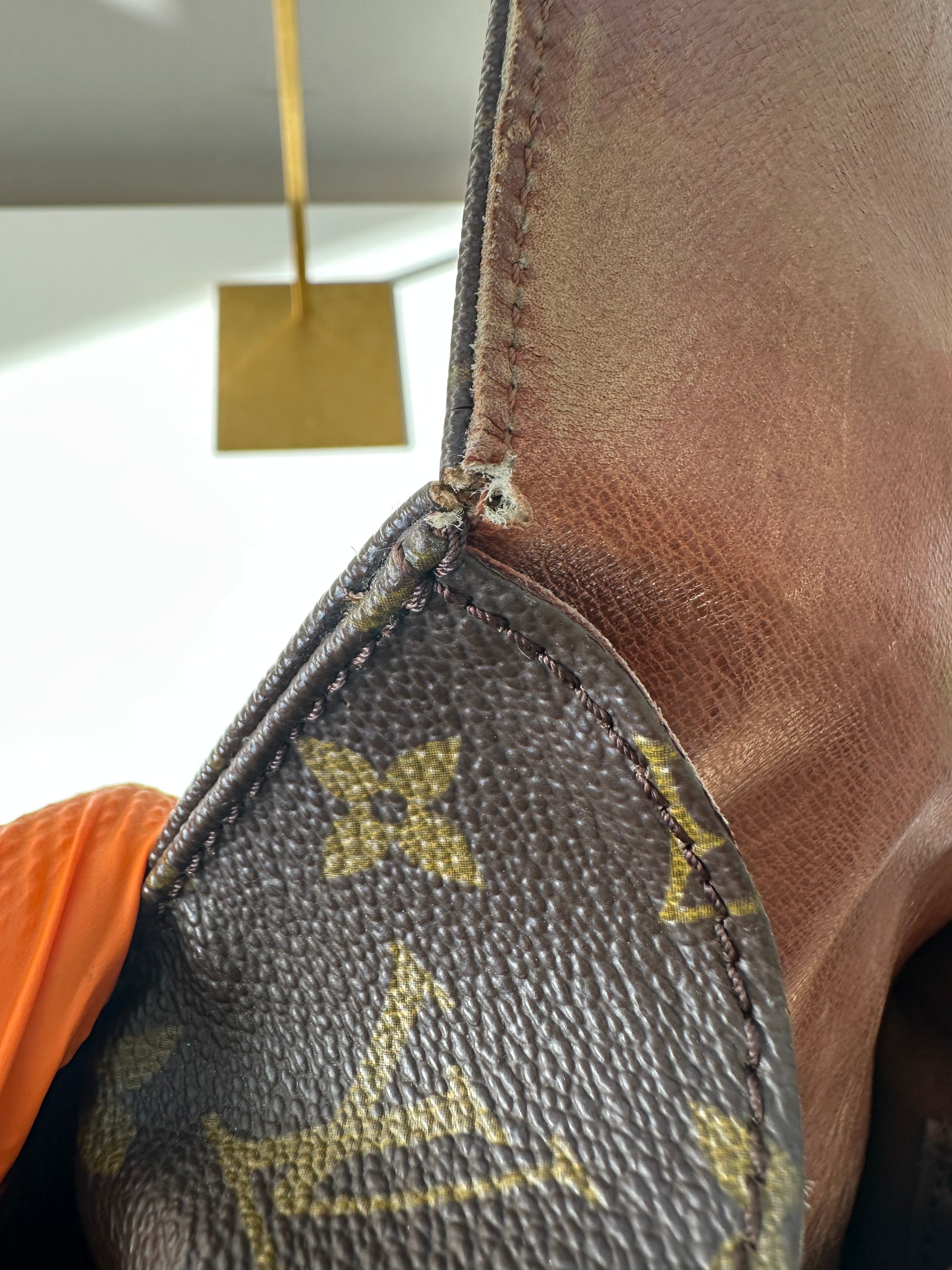 Louis Vuitton Cartouchiere MM