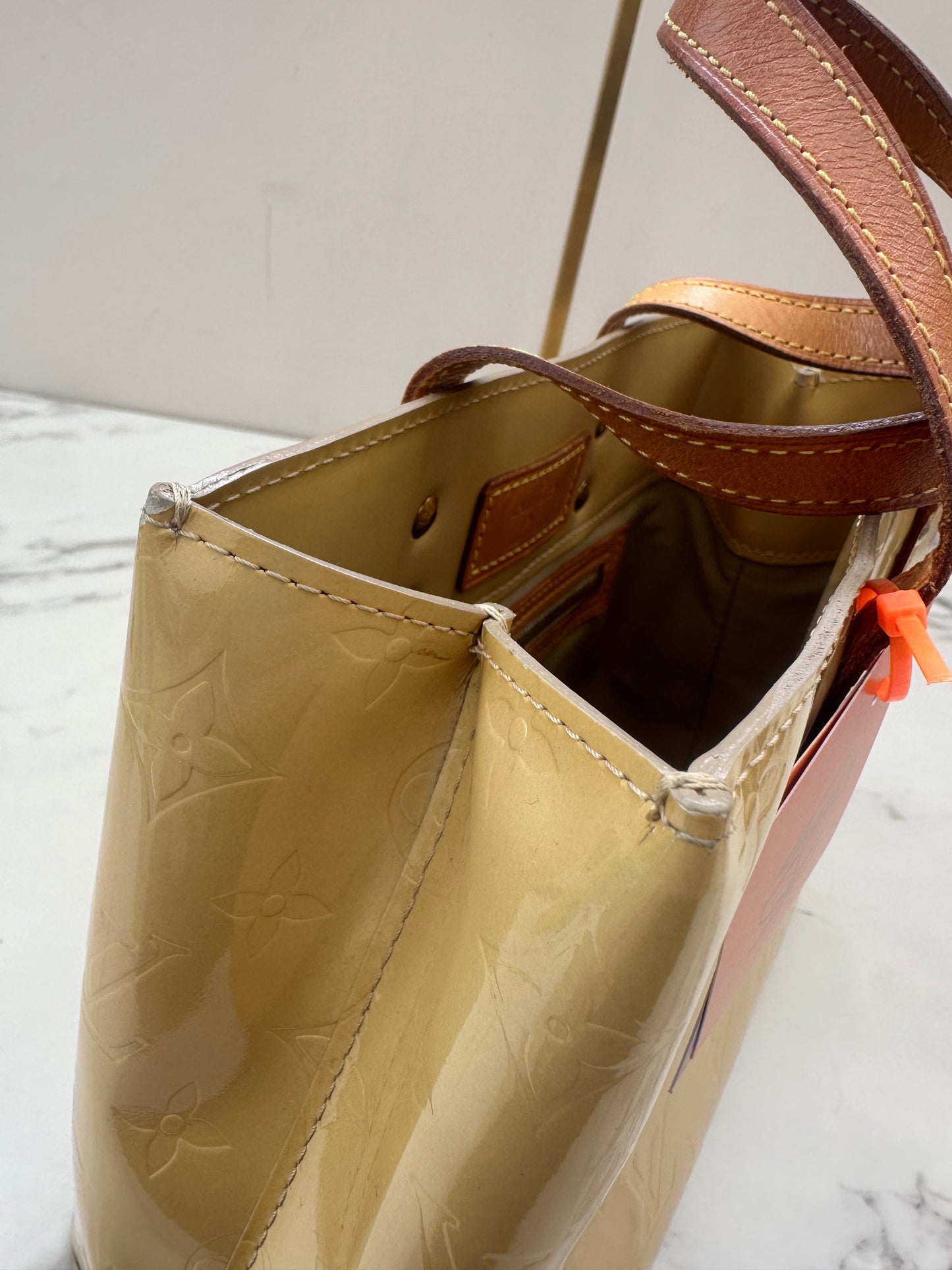 Louis Vuitton Reade PM Vernis Yellow
