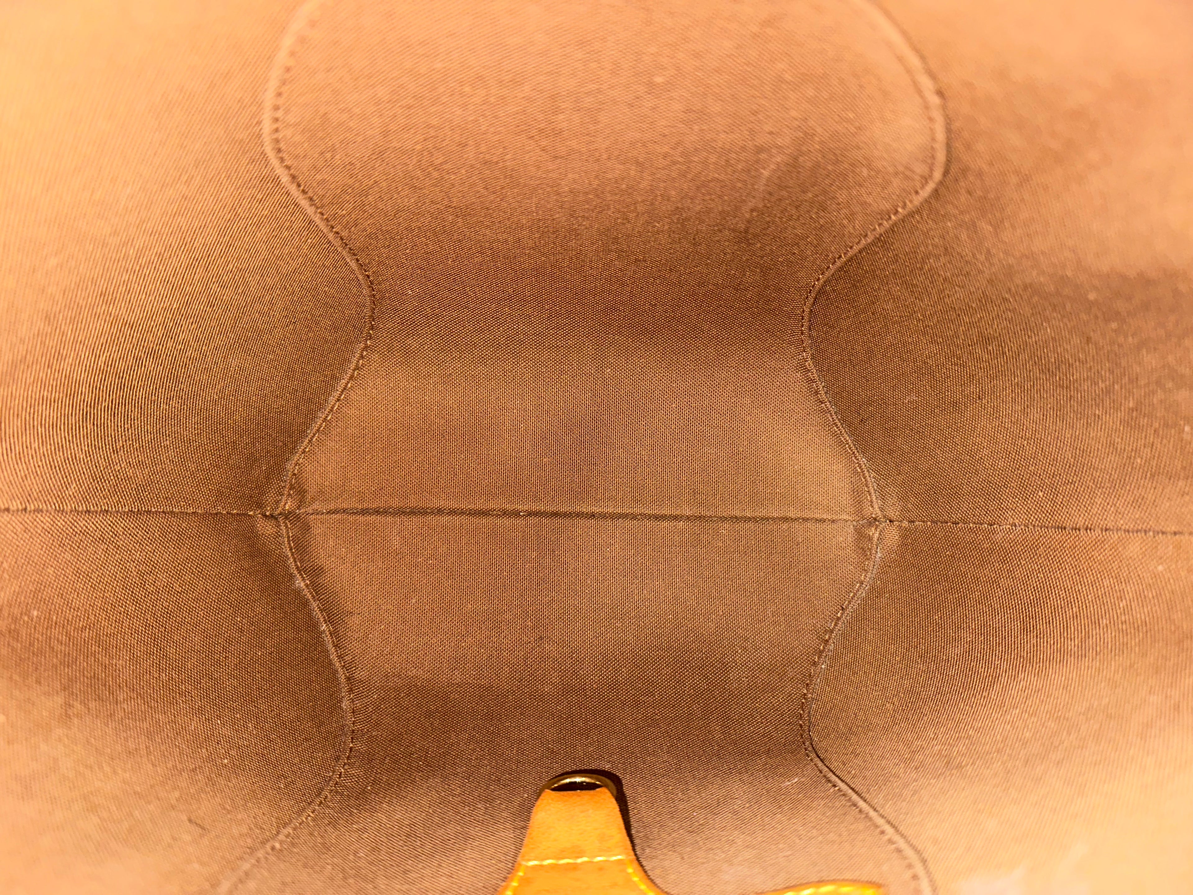 Louis Vuitton Ellipse PM