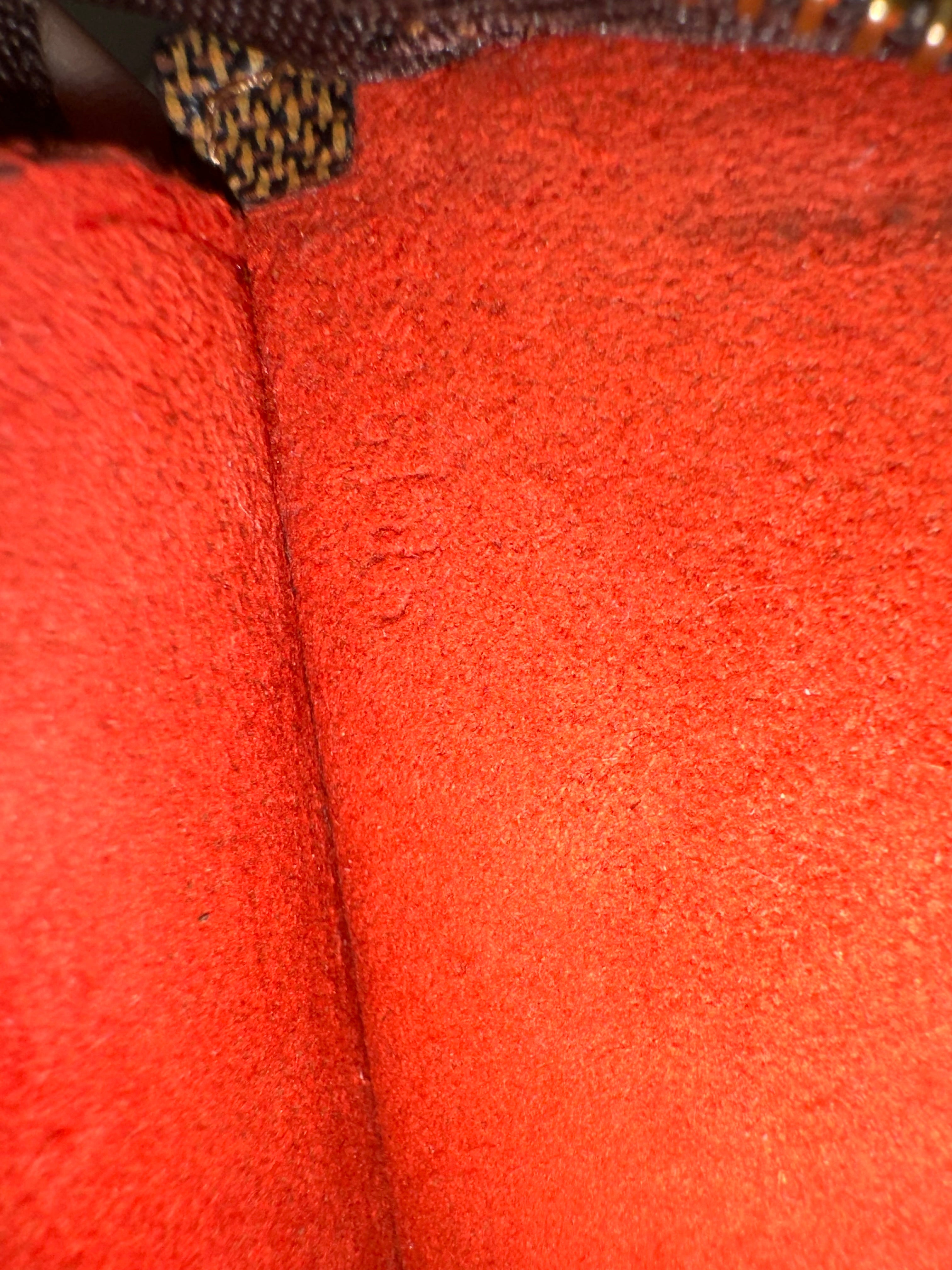 Louis Vuitton Marais Damier Ebene