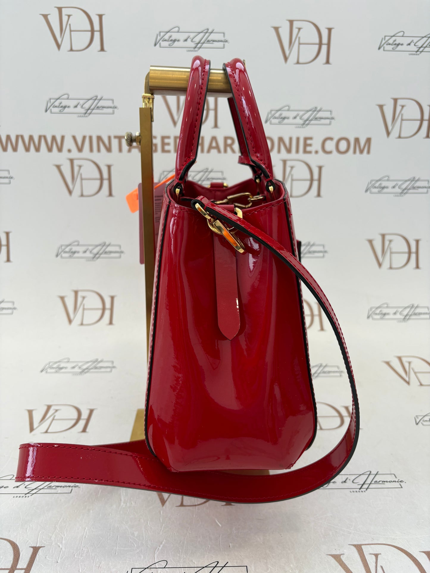 383401 - Louis Vuitton Montaigne