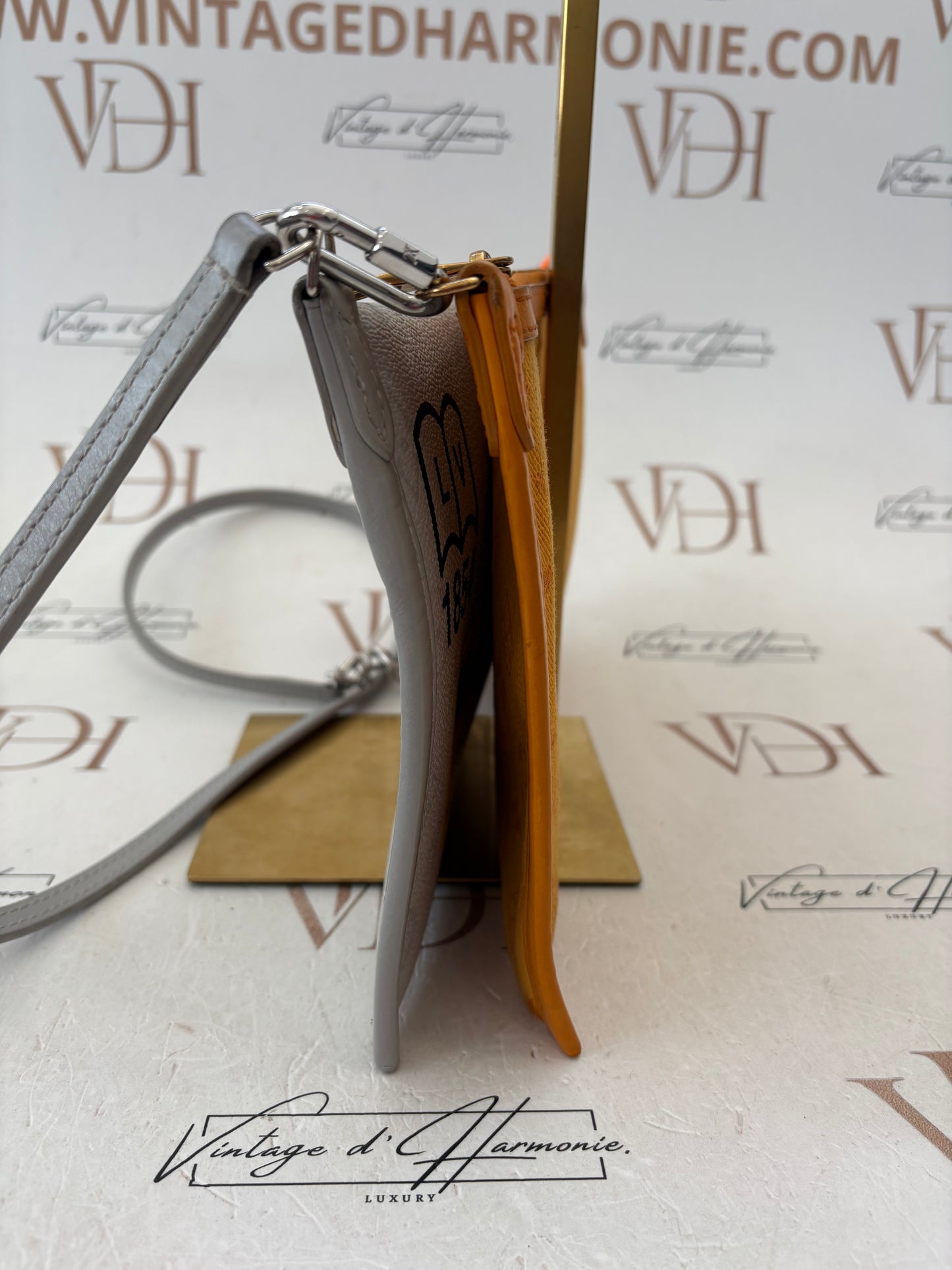 384013 - Louis Vuitton Bag double flat messenger