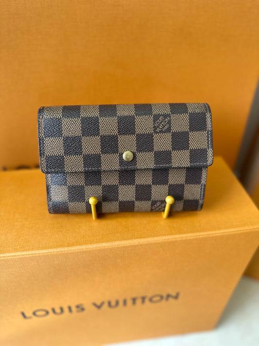 Louis Vuitton Porte Tresor