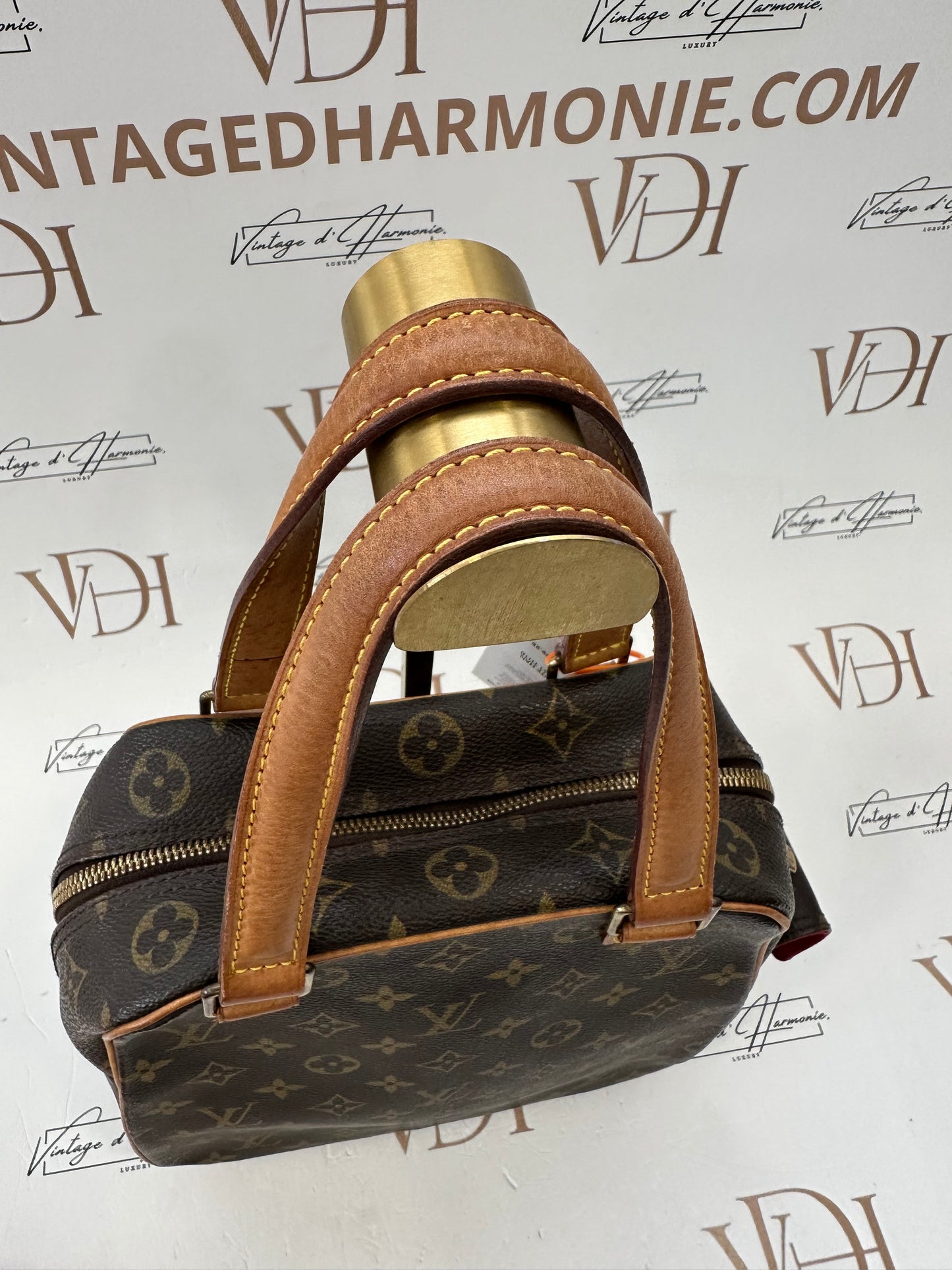 017766 - Louis Vuitton Excentricite