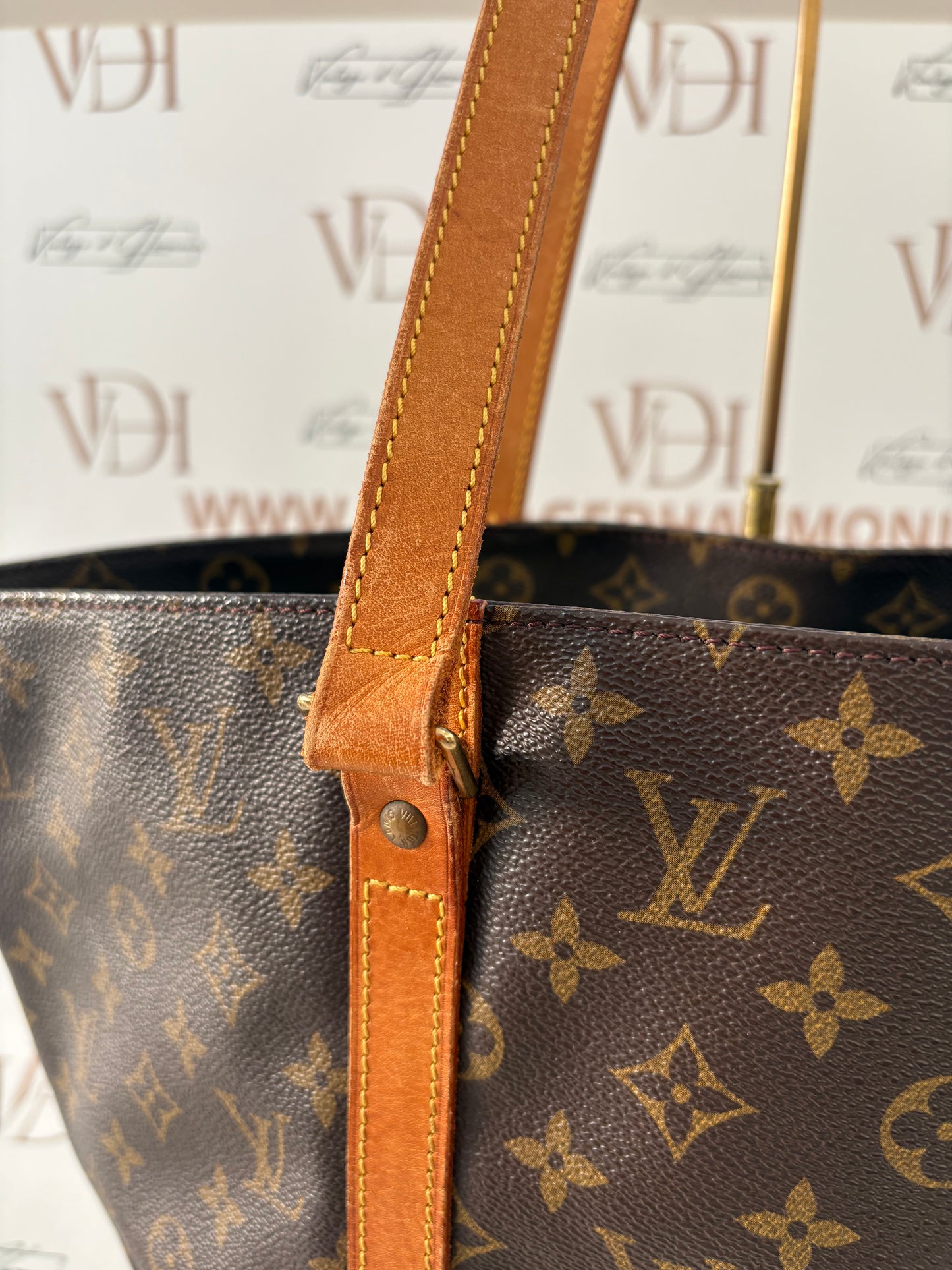 018617 - Louis Vuitton Sac Shopping