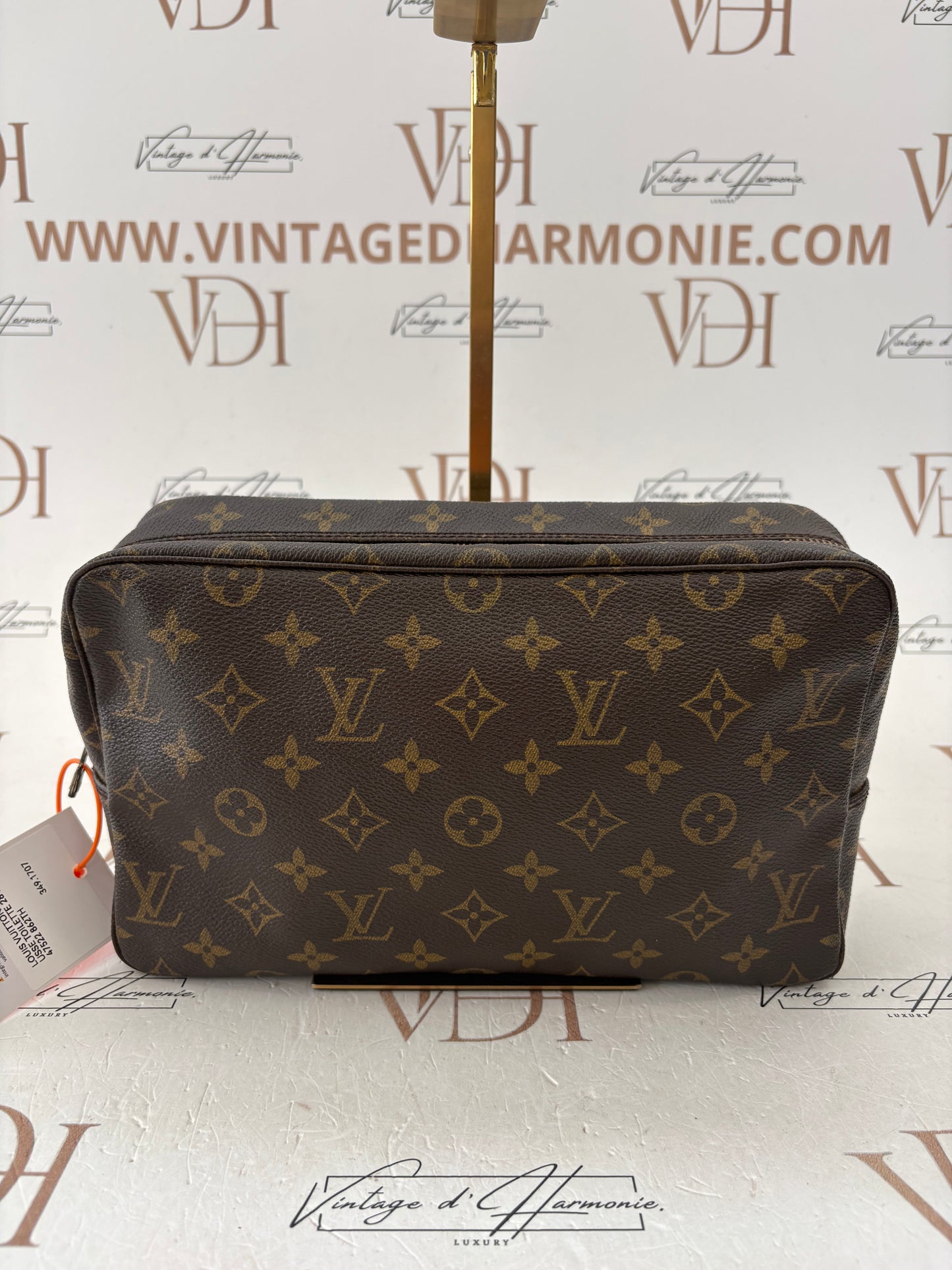 018731 - Louis Vuitton Trousse Toilette 28