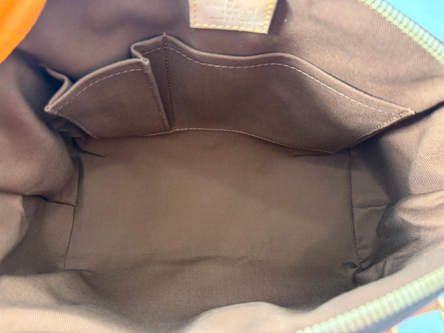 018870 - Louis Vuitton Tivoli PM