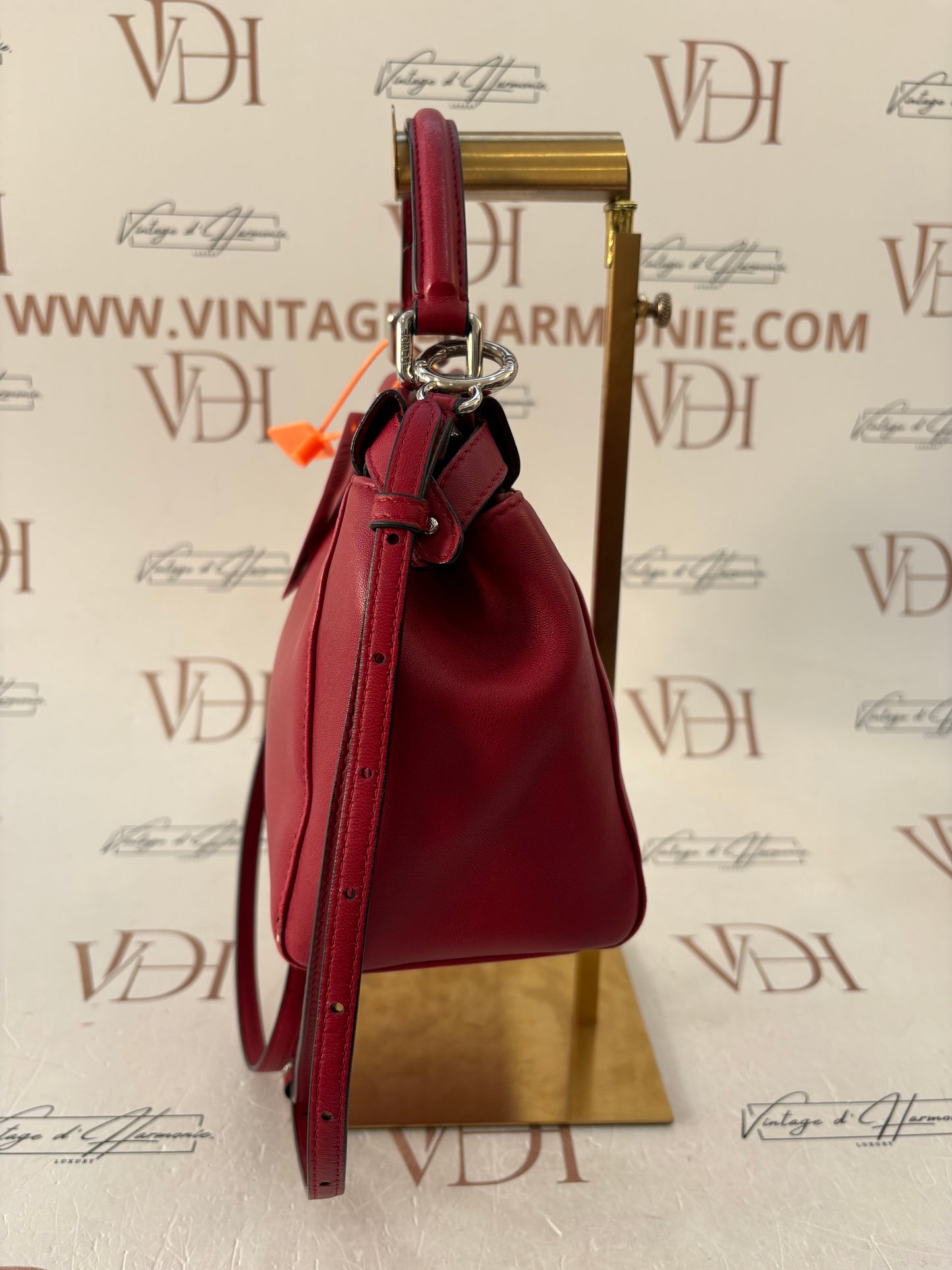 383481 - Fendi Peekabo