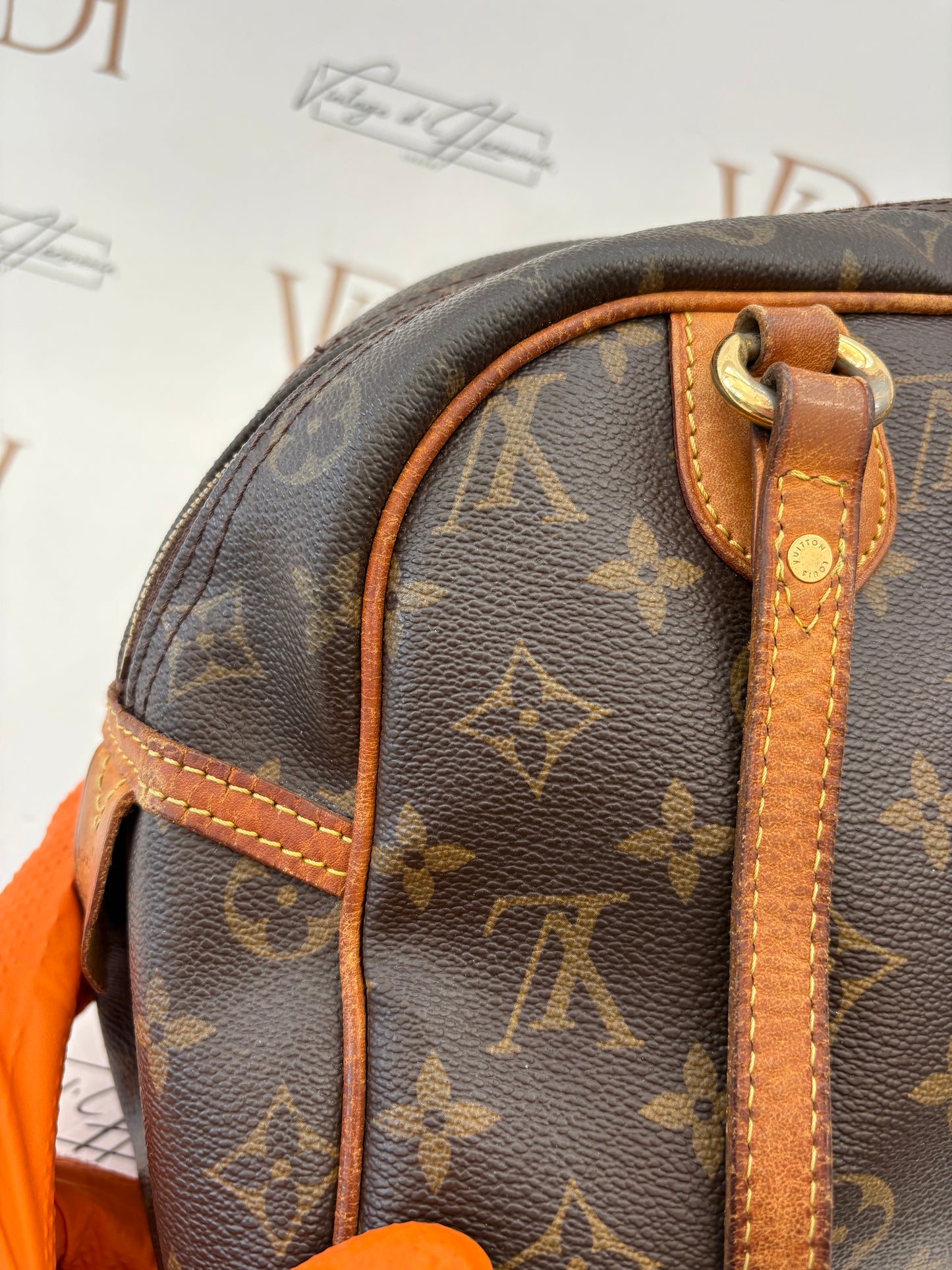 016901 - Louis Vuitton Montorgueil PM