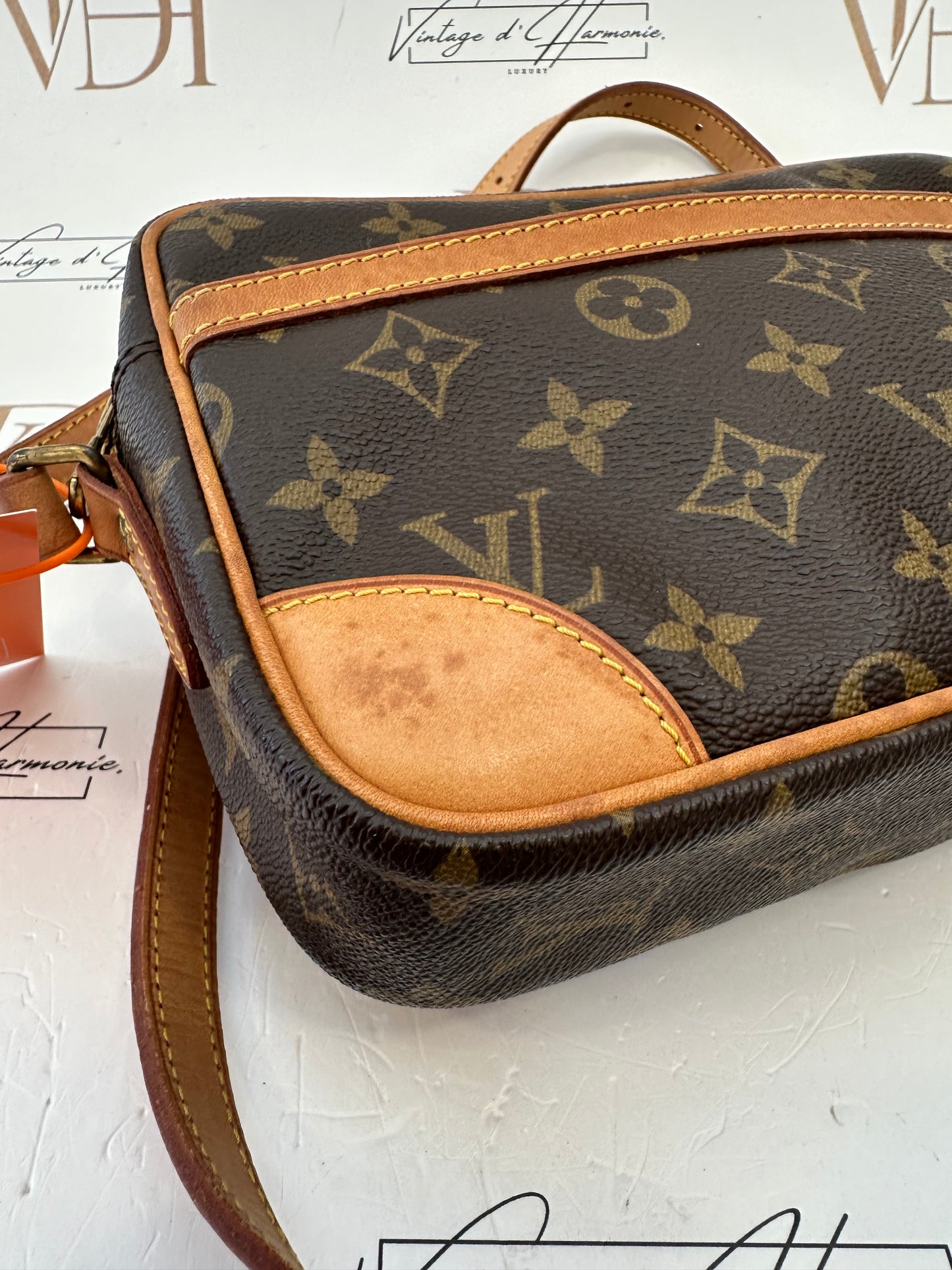 017811 - Louis Vuitton Trocadero 24