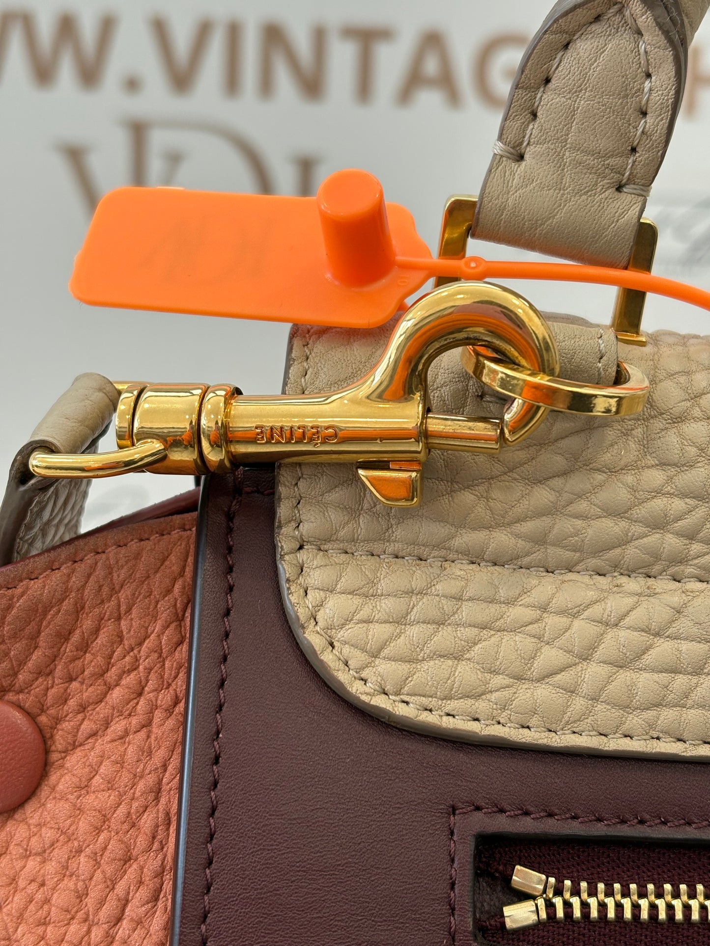 383733 - Céline Trapeze