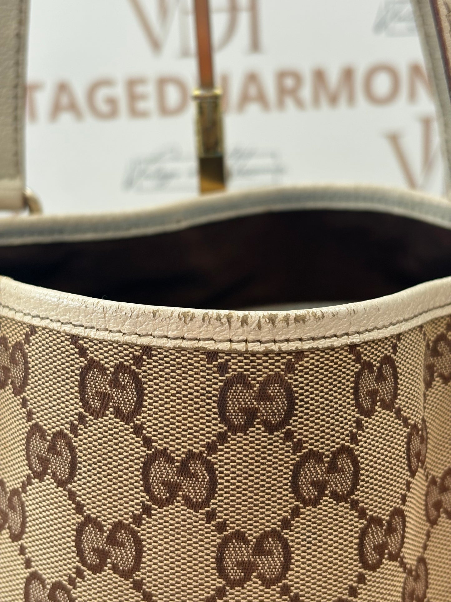 018185 - Gucci Tote Vertical