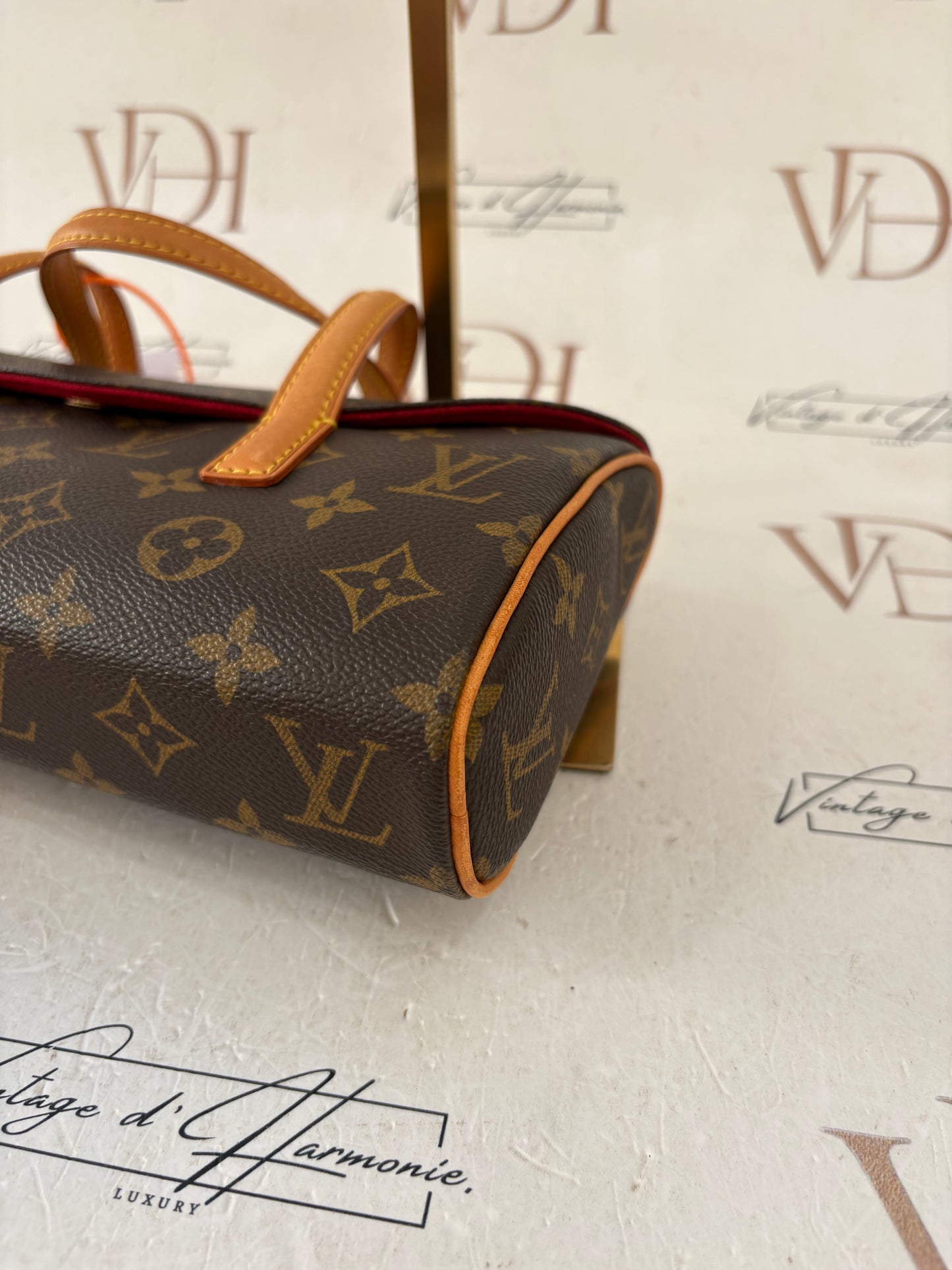 017310 - Louis Vuitton Sonatine