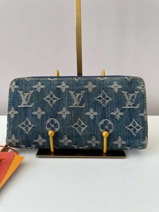 Louis Vuitton Zippy Denim