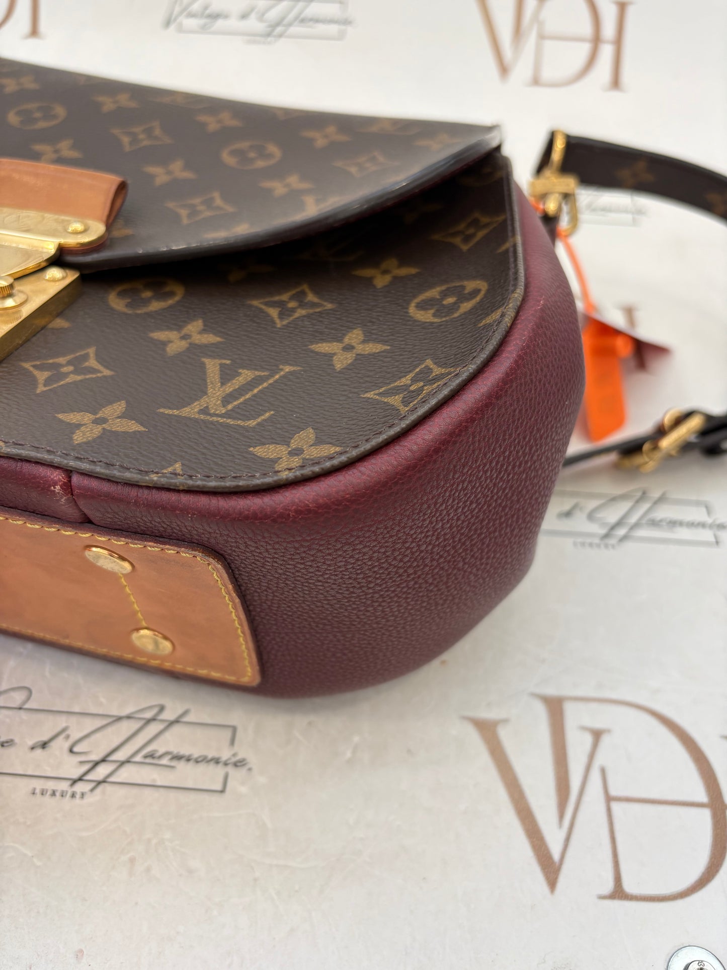 383506 - Louis Vuitton Eden