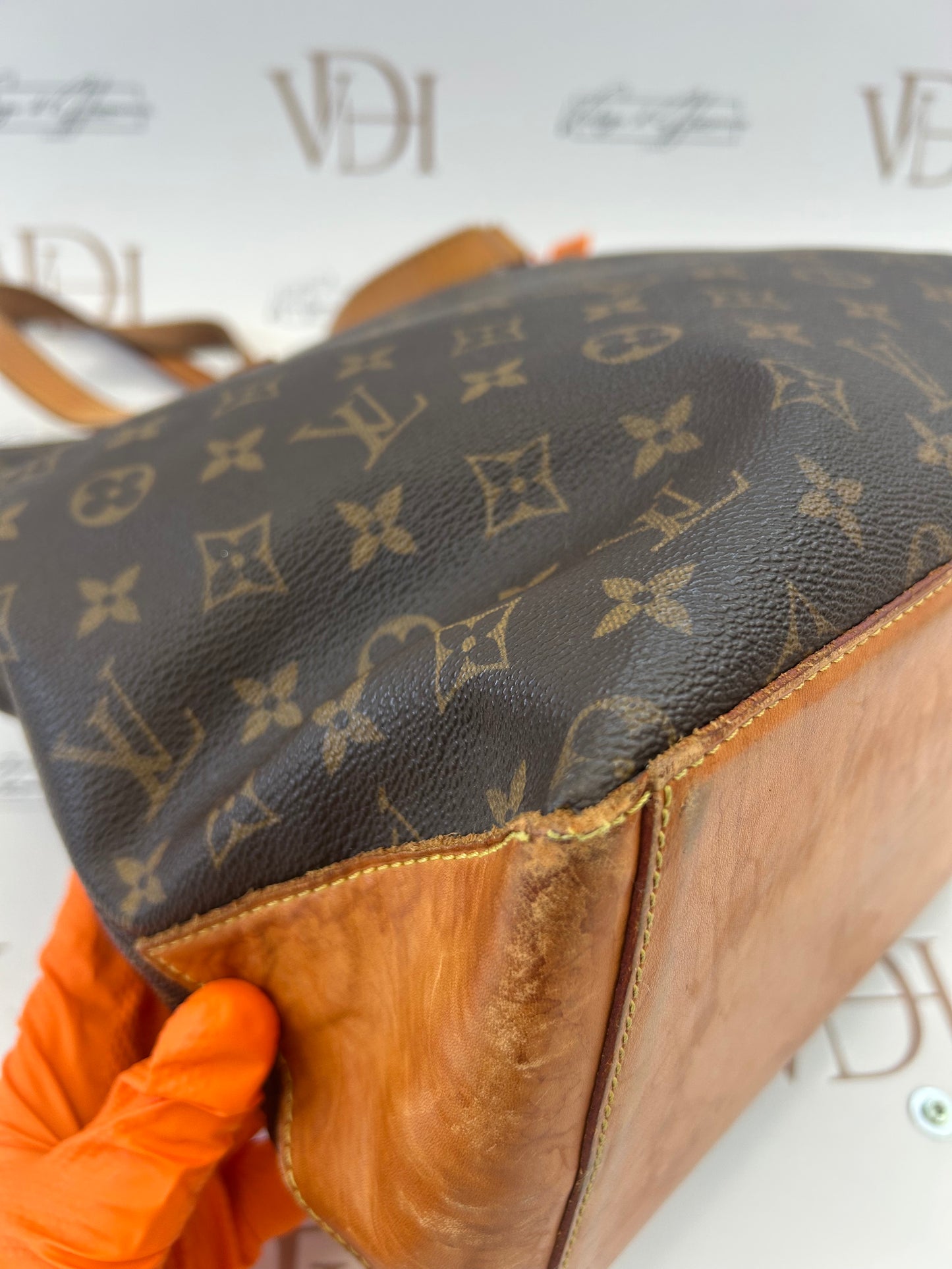 018211 - Louis Vuitton Cabas Mezzo