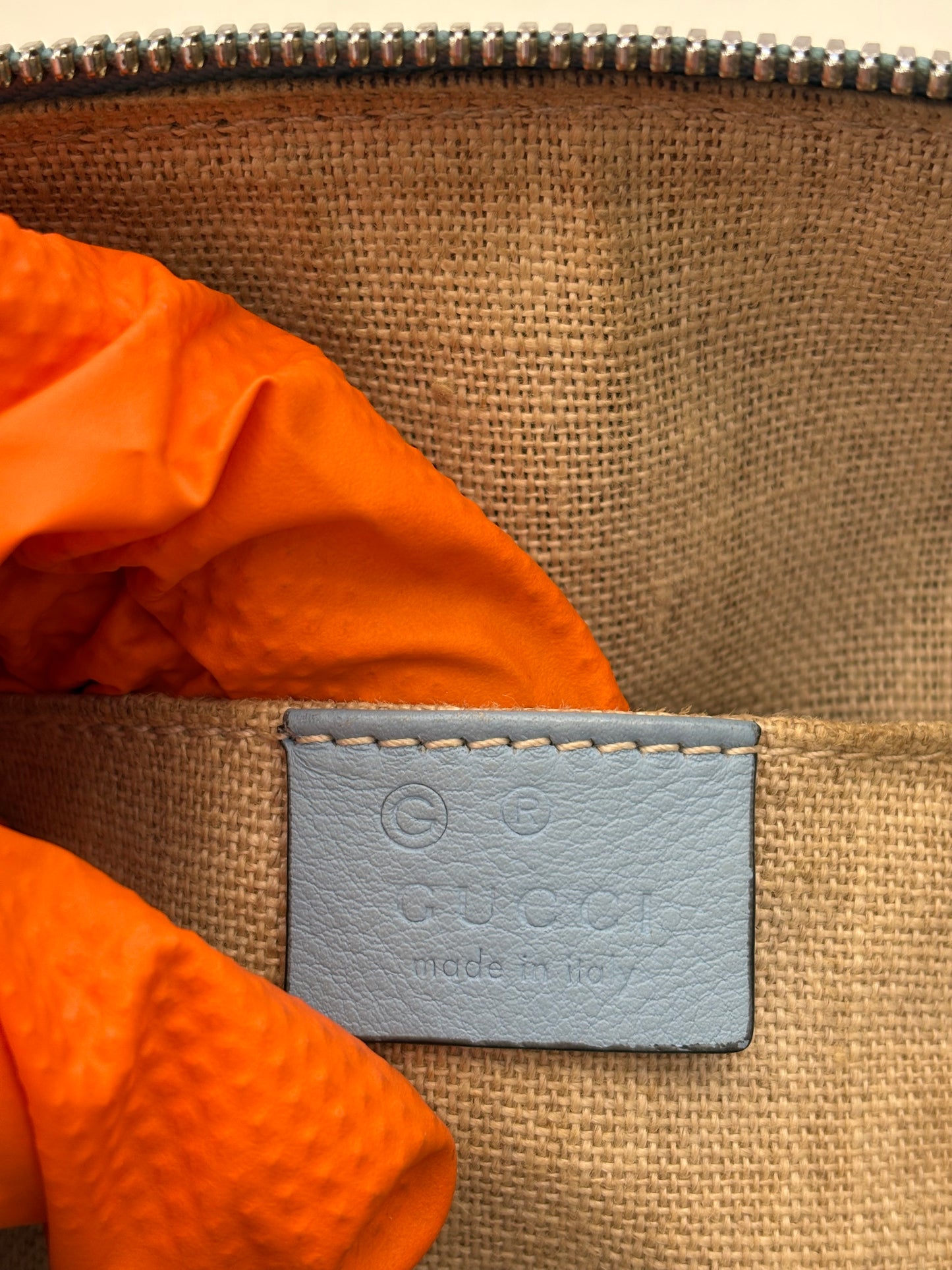384268 - Gucci