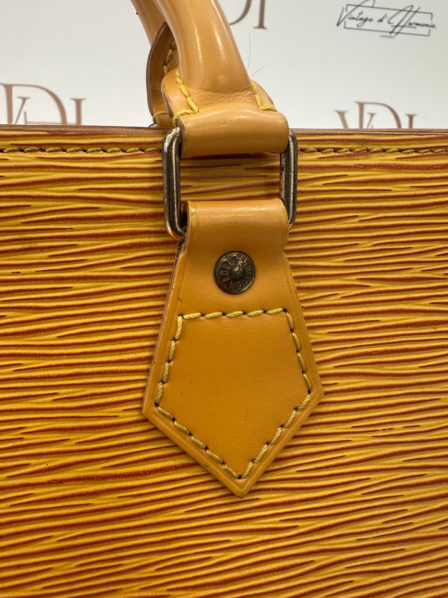 382499 - Louis Vuitton Sac Tringle