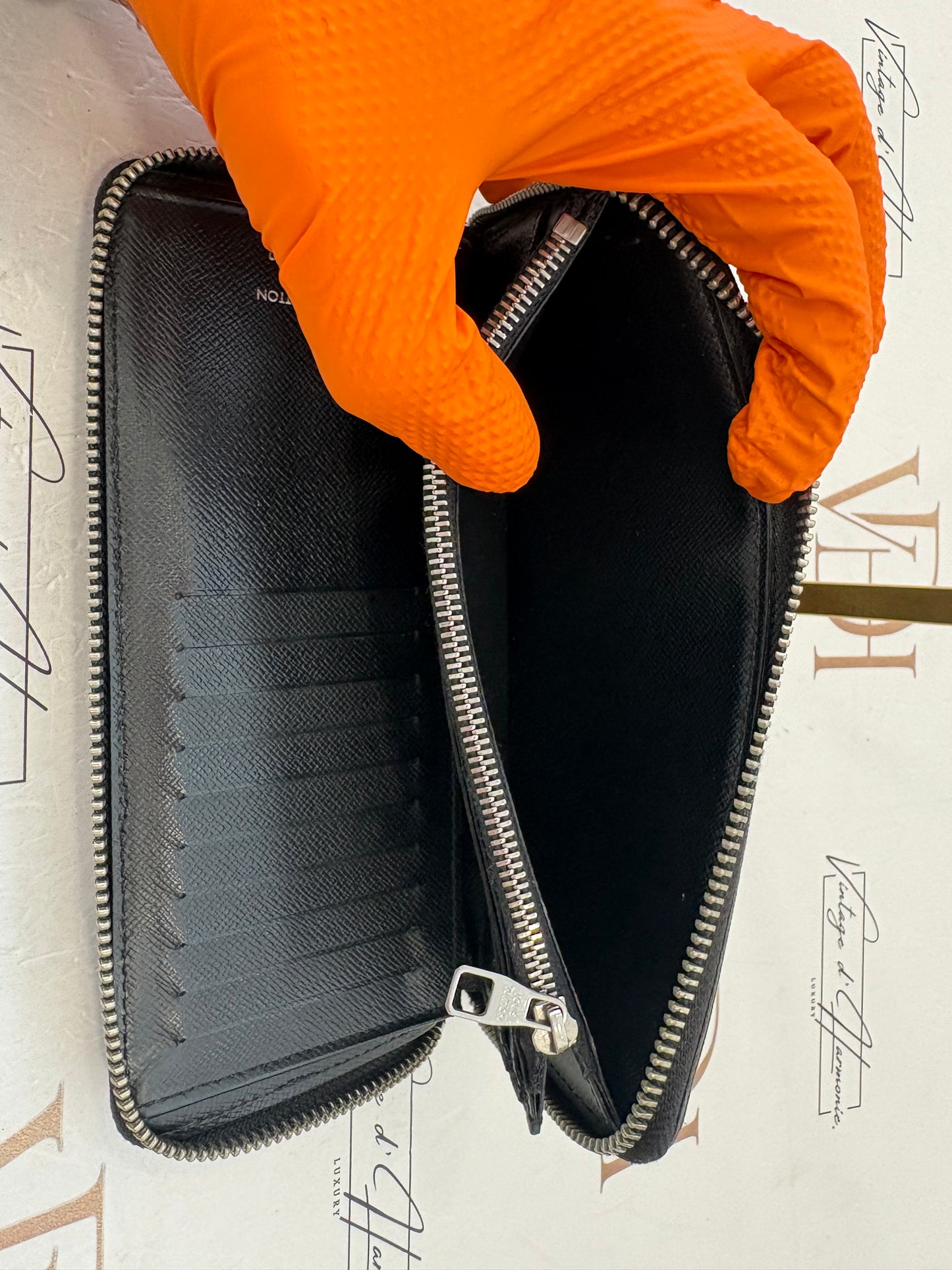 017732 - Louis Vuitton Wallet