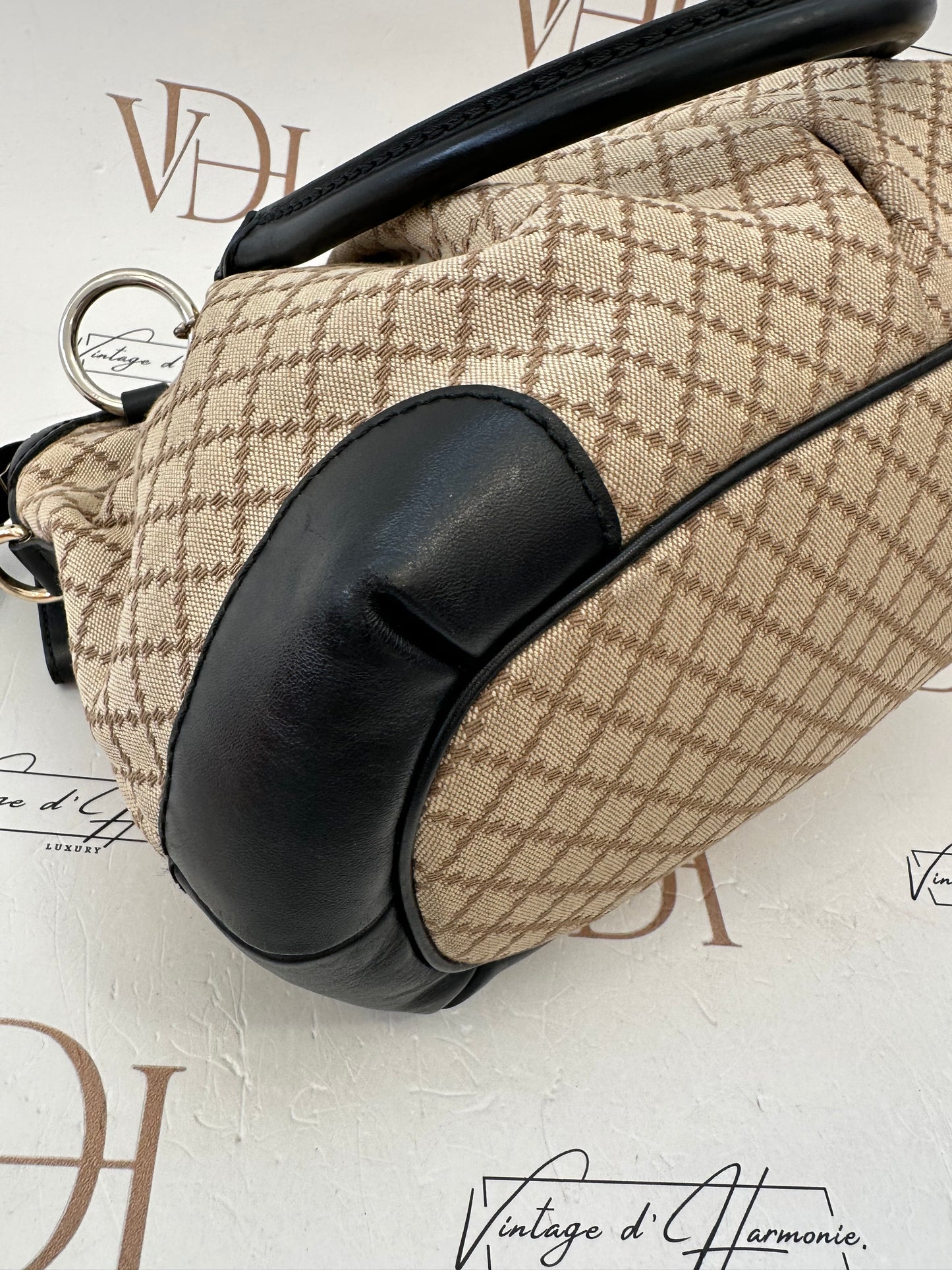 382490 - Gucci Sukey