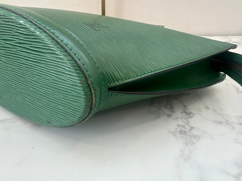 Louis Vuitton Green Epi Saint jacques