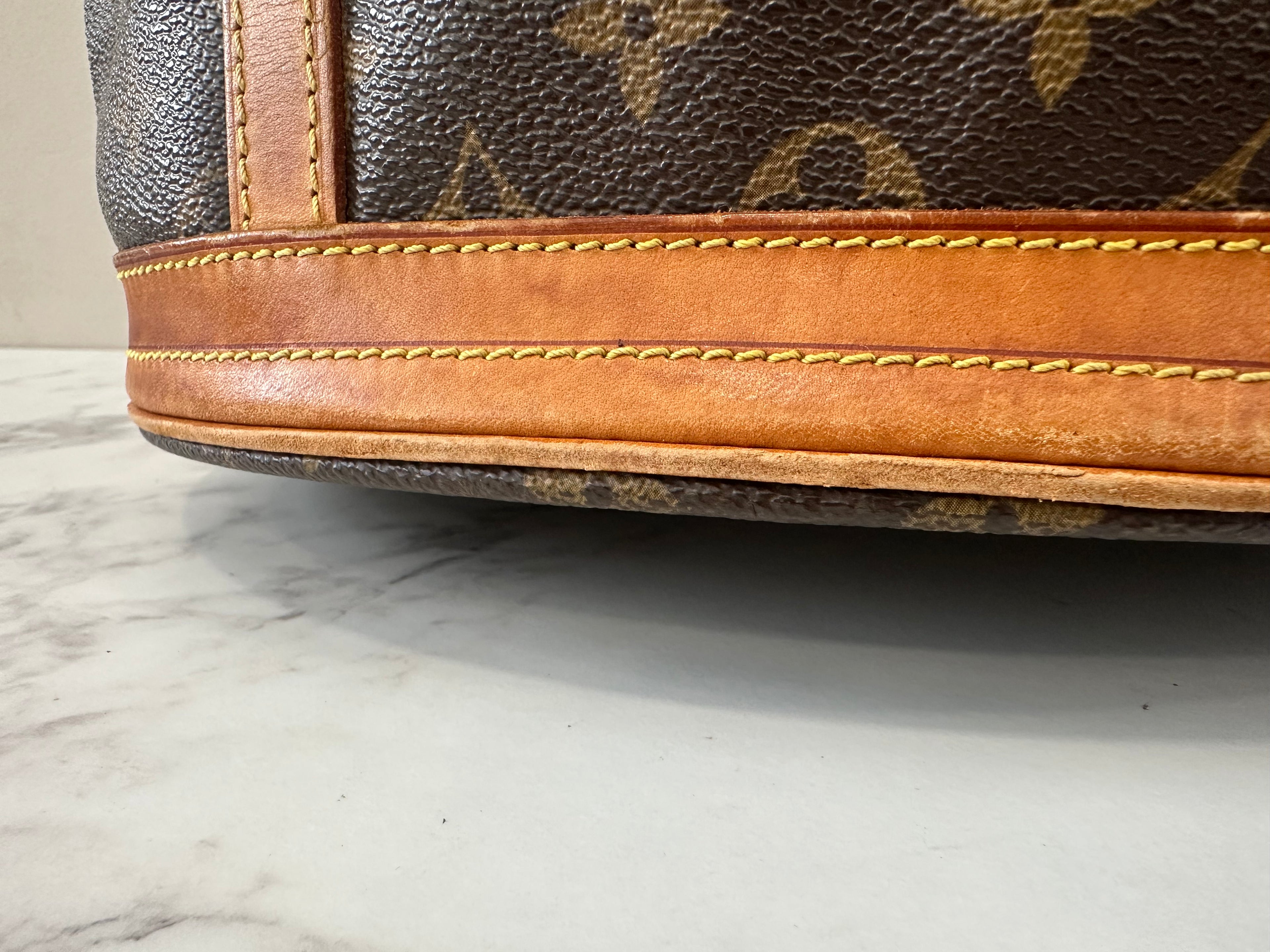 Louis Vuitton Bucket GM