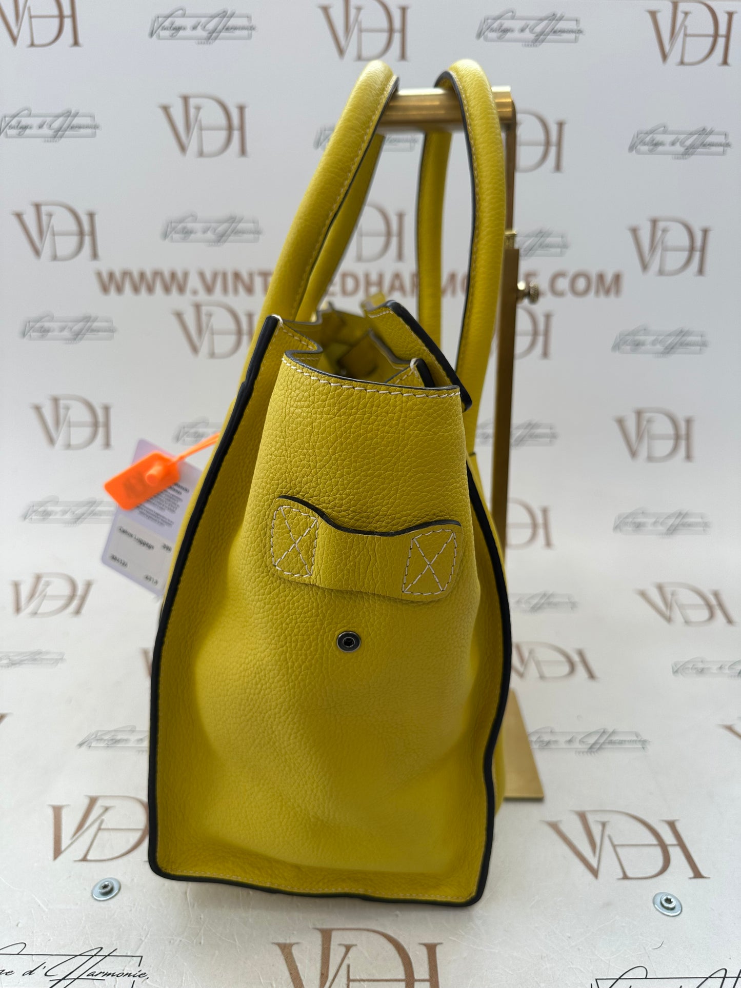 384126 - Céline Luggage