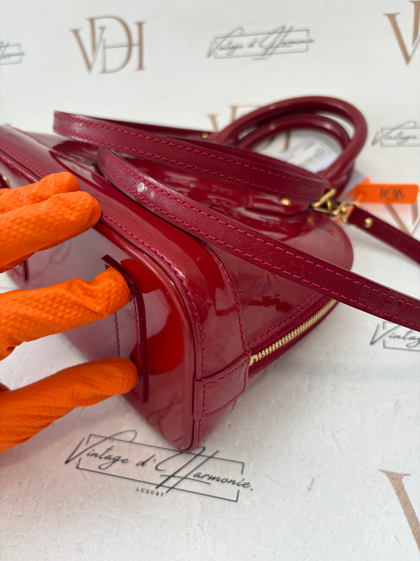200879 - Louis Vuitton Alma BB