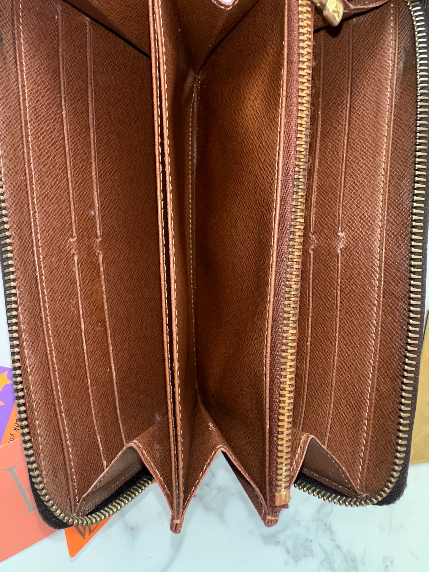 Louis Vuitton Zippy Wallet