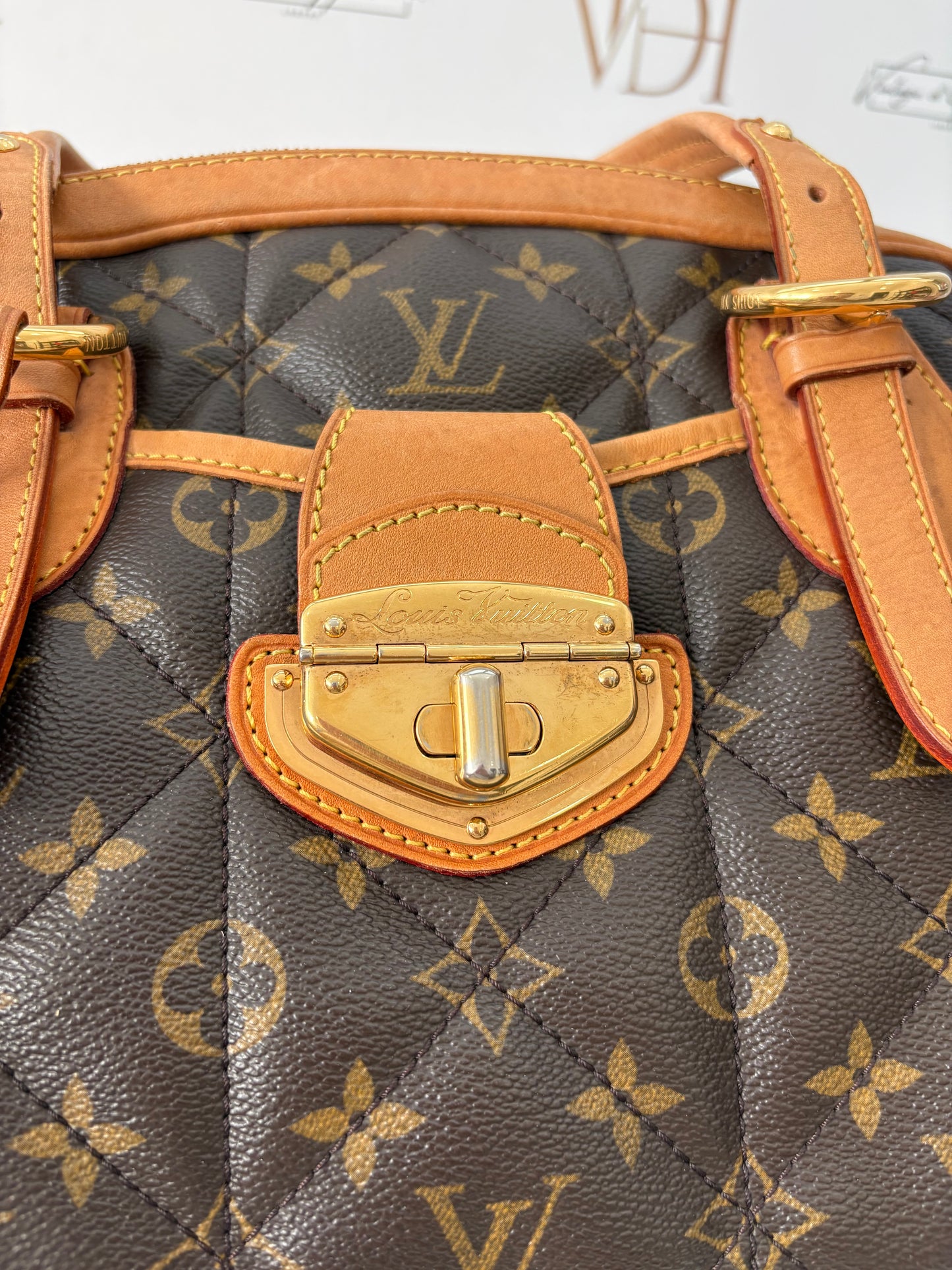 201159 - Louis Vuitton Etoile